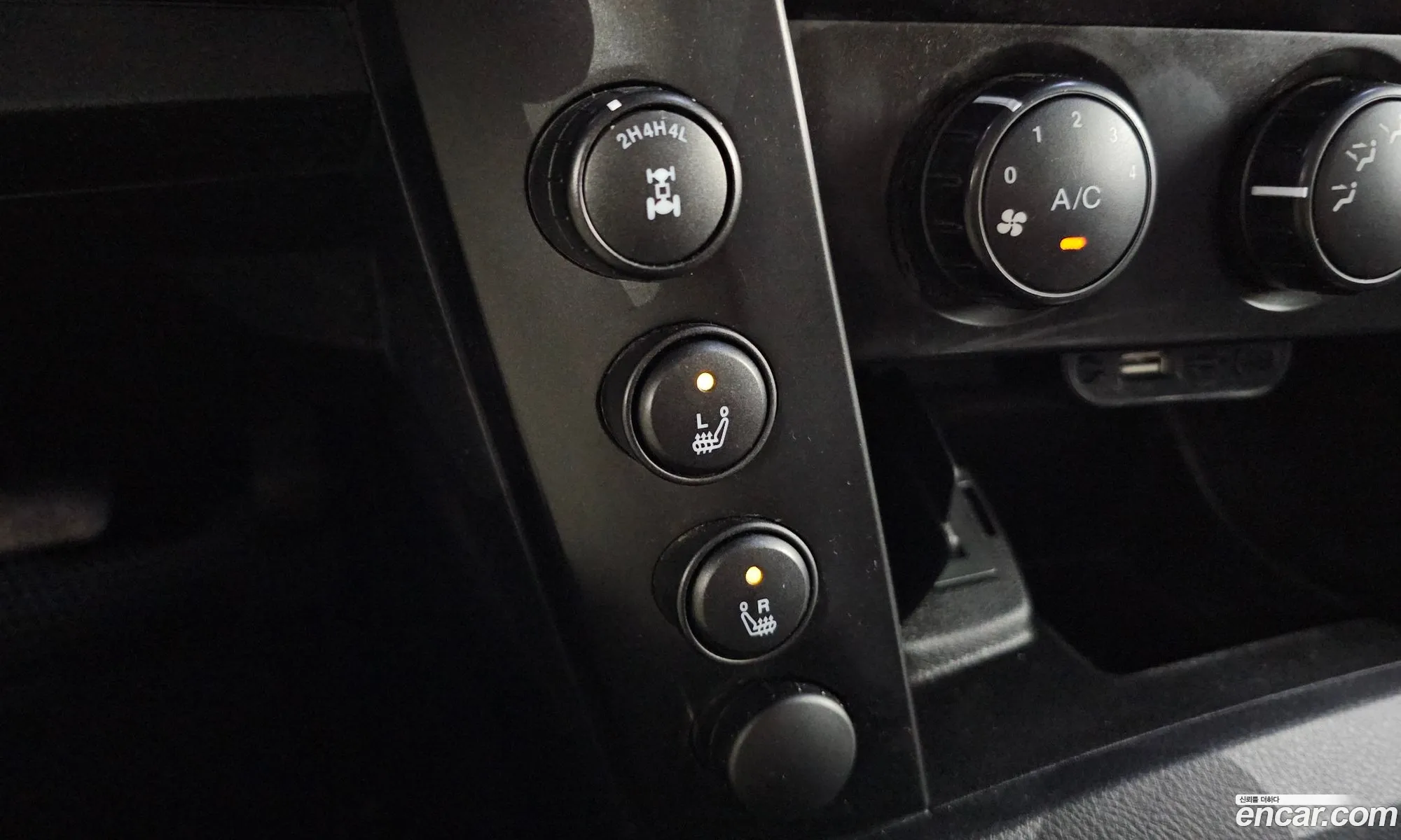 KG Mobility (SsangYong) Korando Sports 2015 — 18