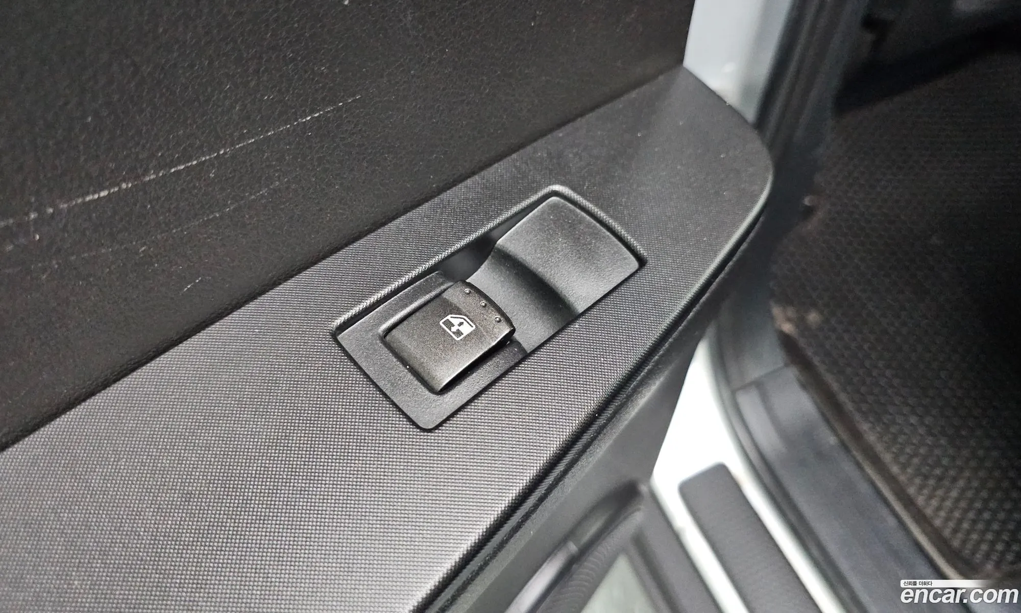 KG Mobility (SsangYong) Korando Sports 2015 — 12
