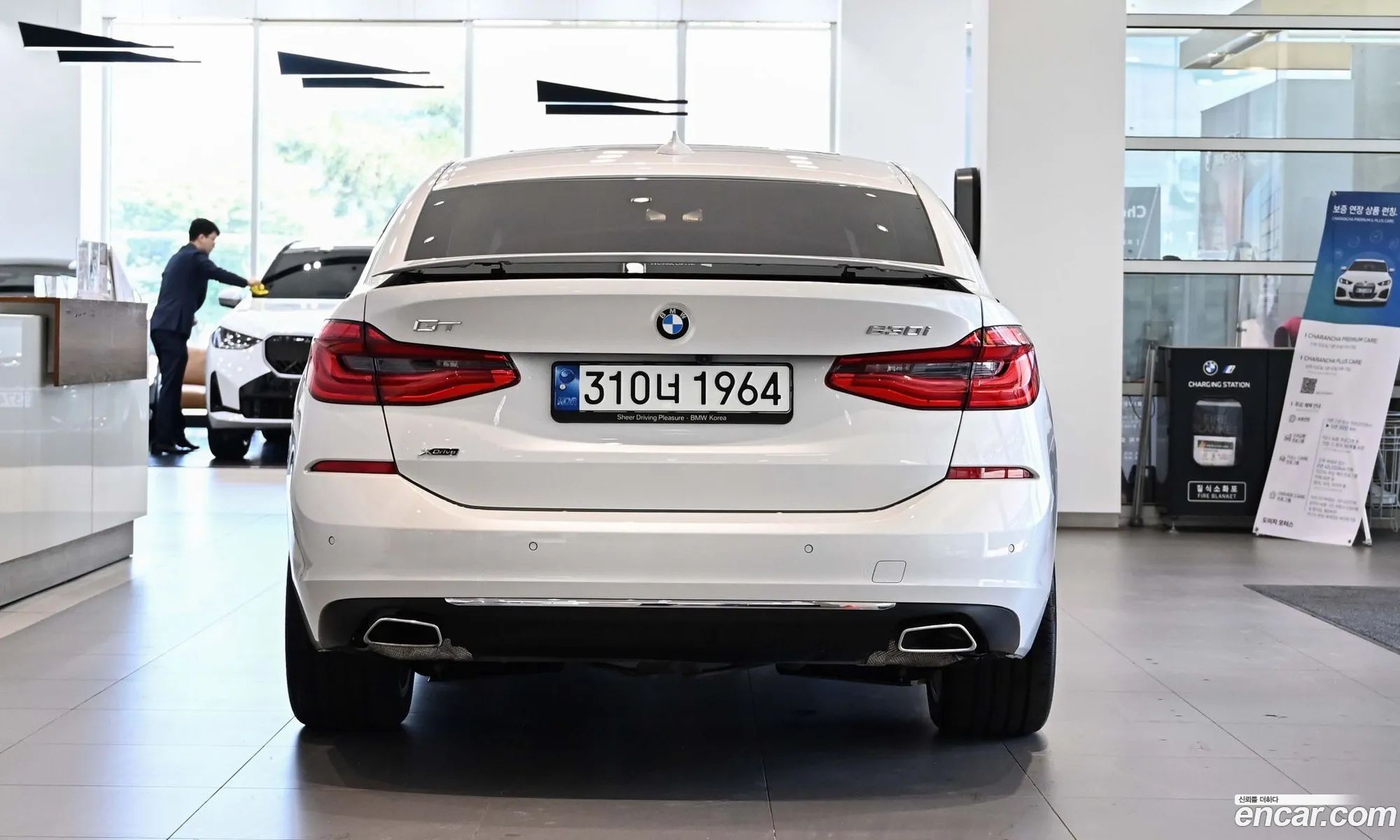 BMW 6 Series GT 2023 — 16