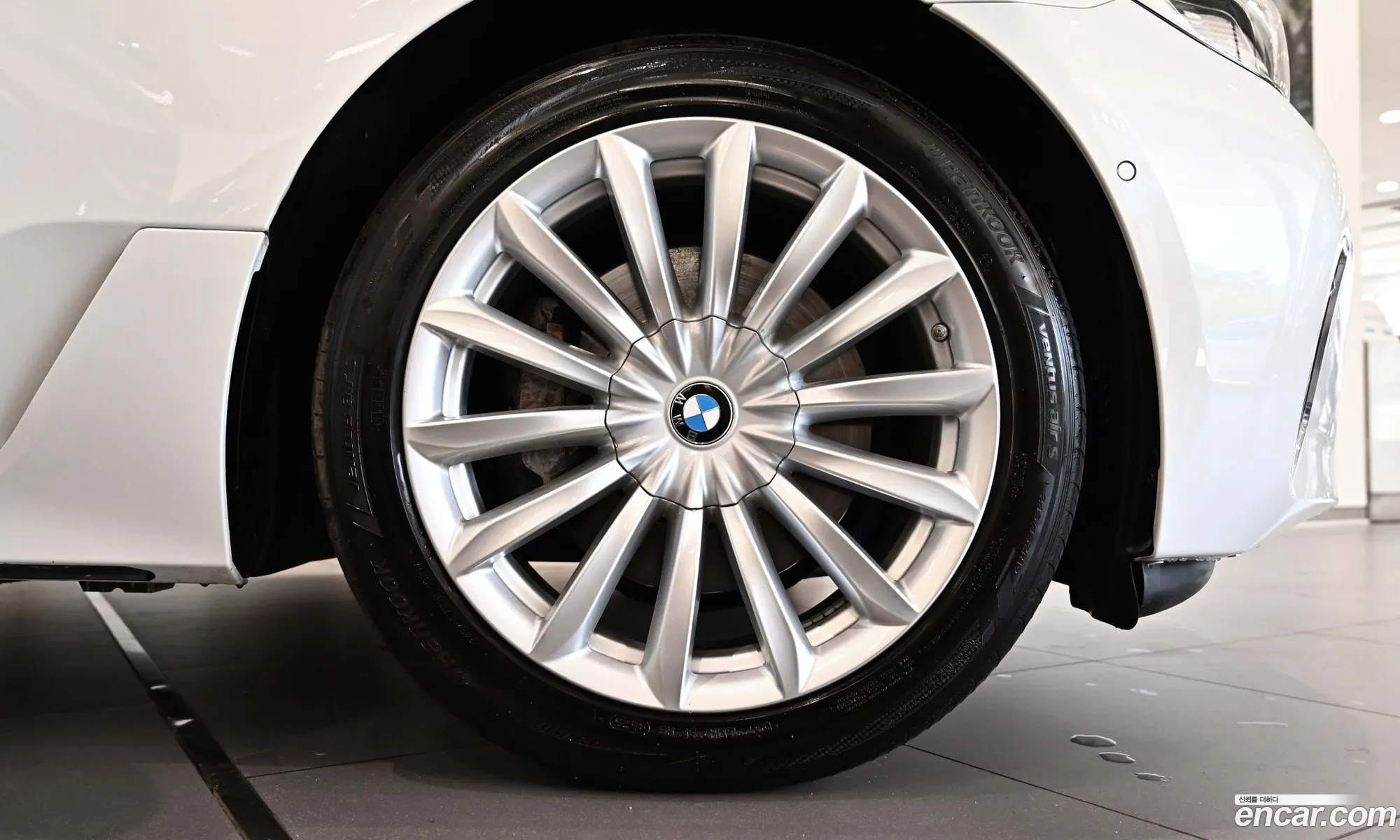 BMW 6 Series GT 2023 — 17