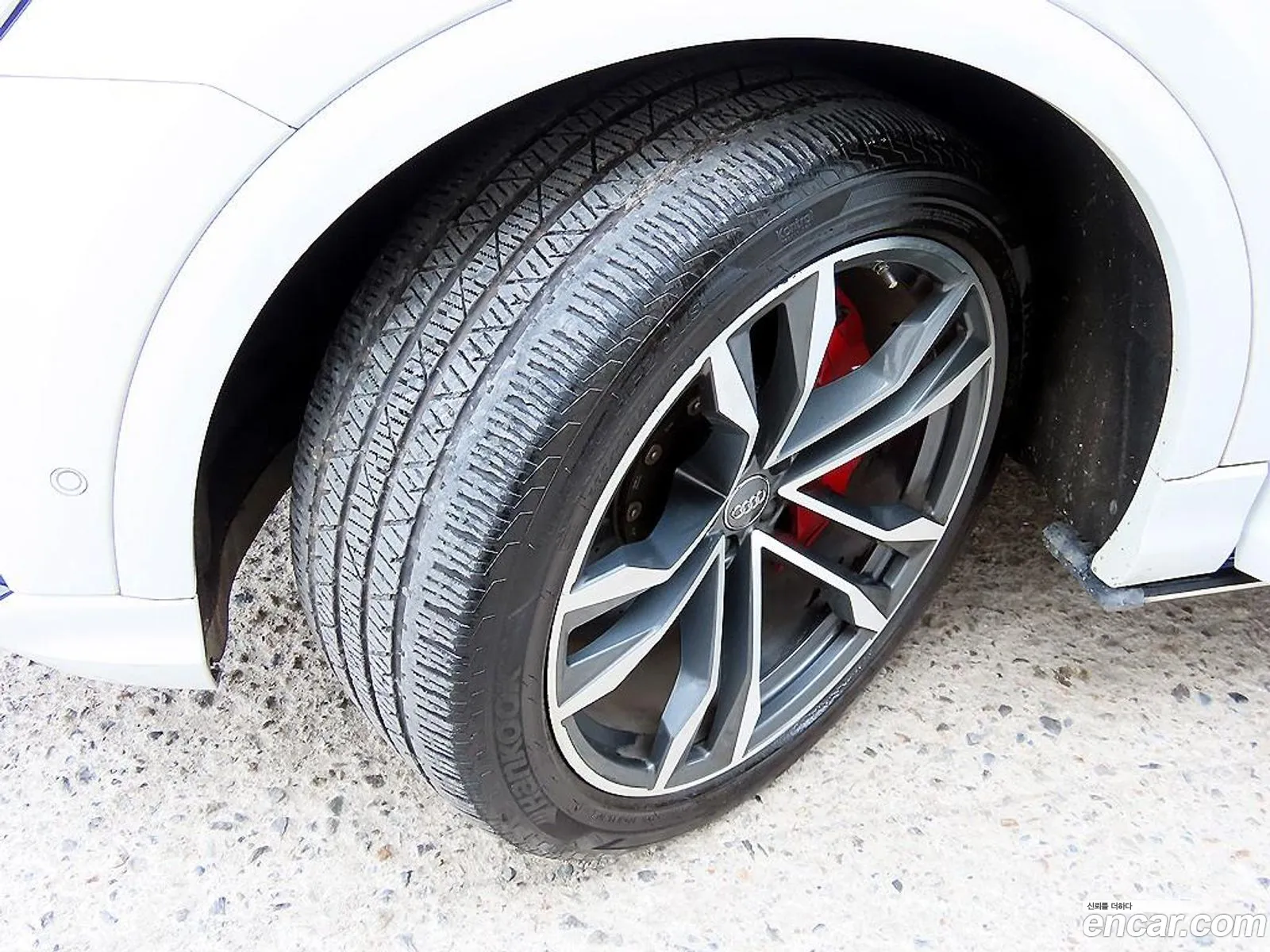Audi SQ8 2020 — 13