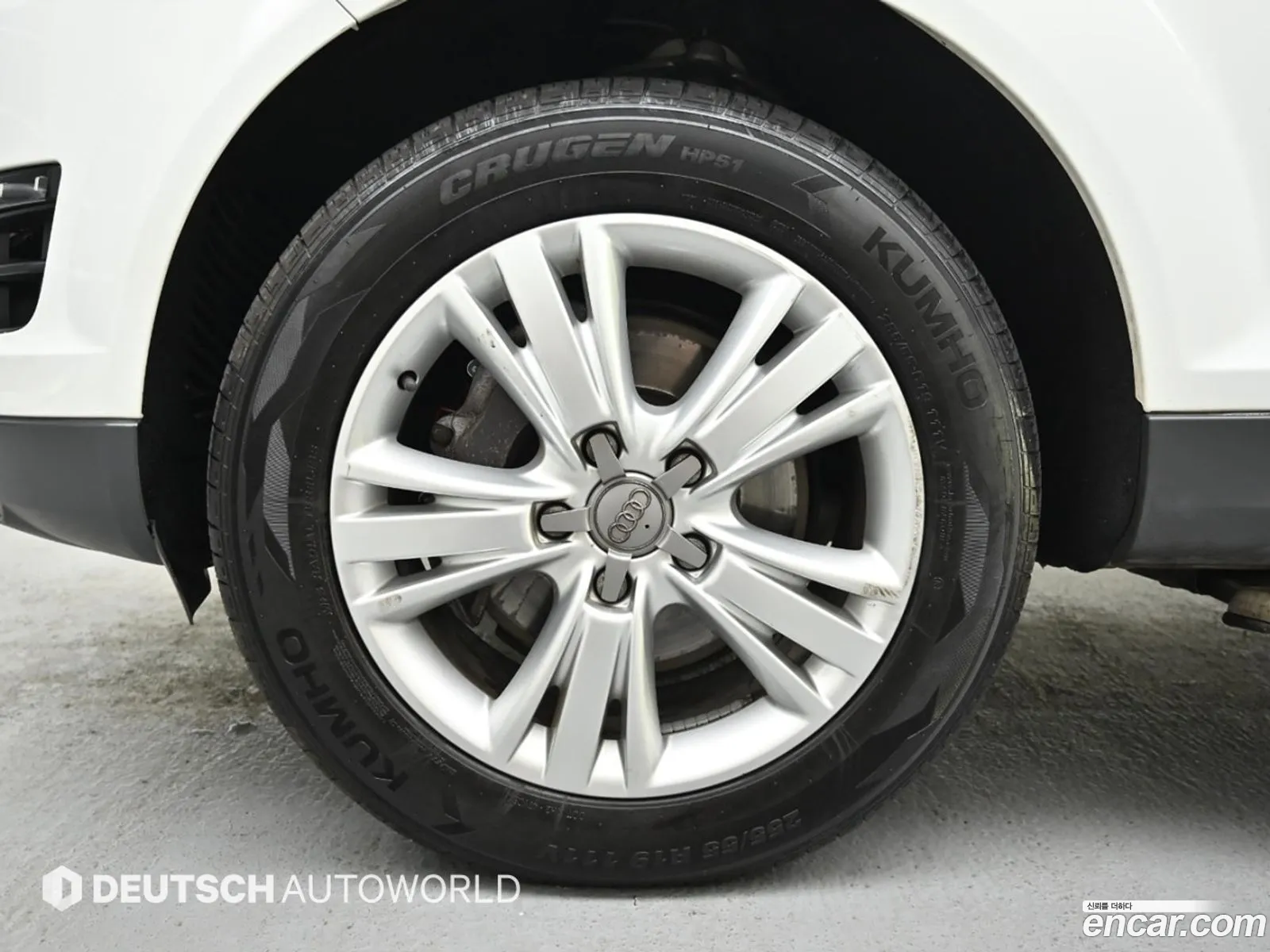 Audi Q7 2011 — 12