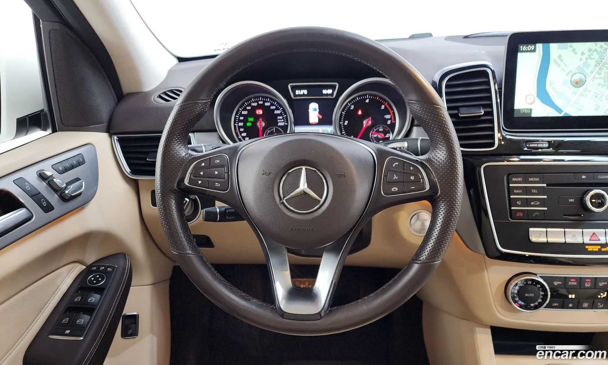 Mercedes-Benz GLE-Class W166 2018 — 20