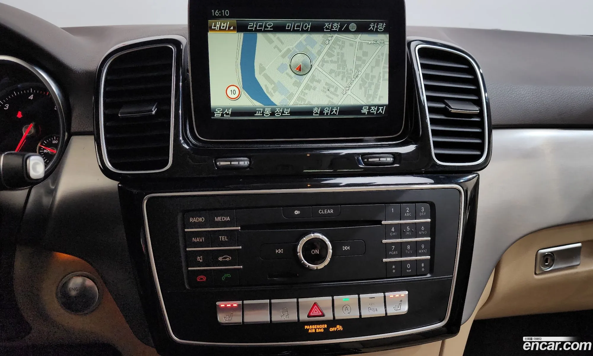 Mercedes-Benz GLE-Class W166 2018 — 11