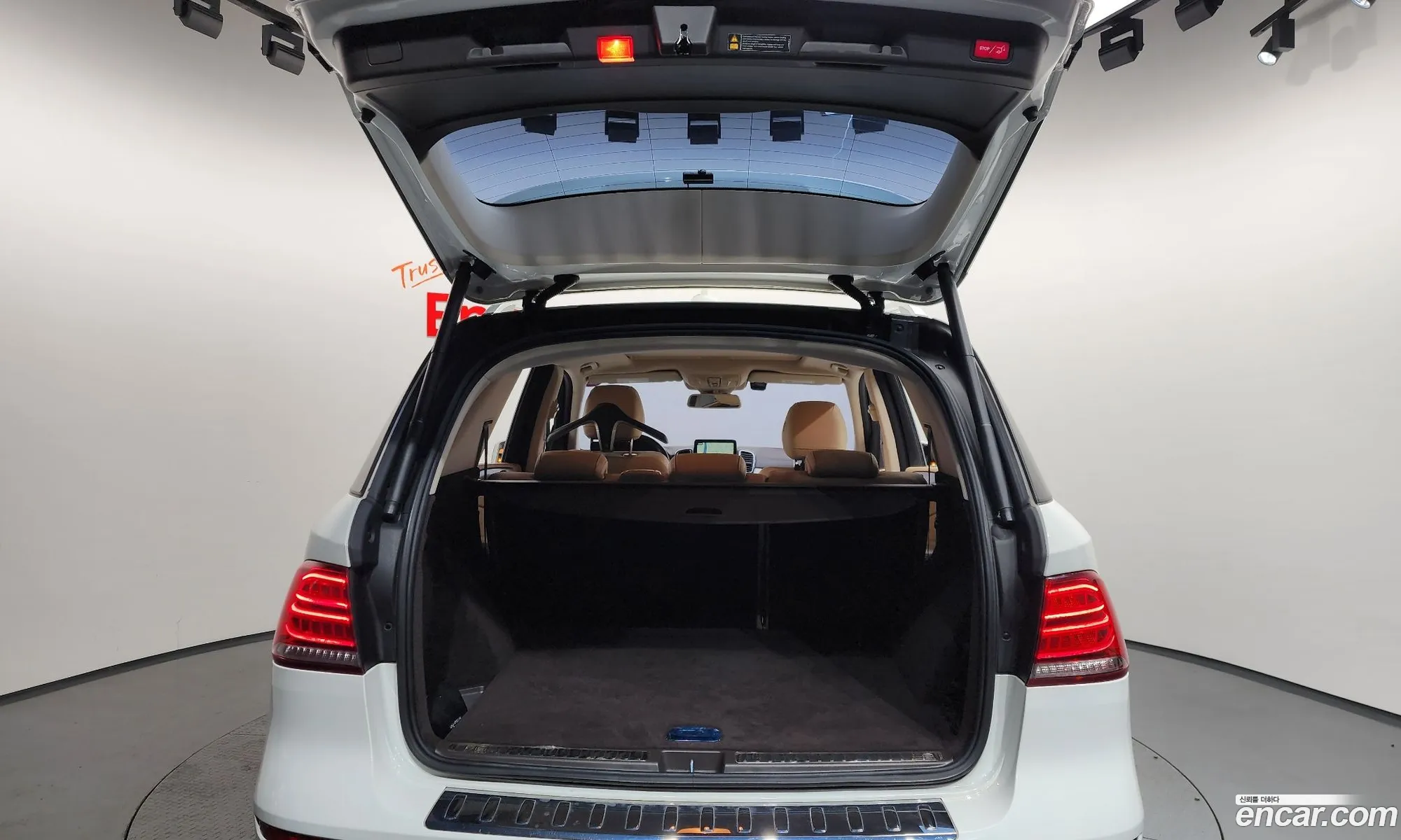 Mercedes-Benz GLE-Class W166 2018 — 30