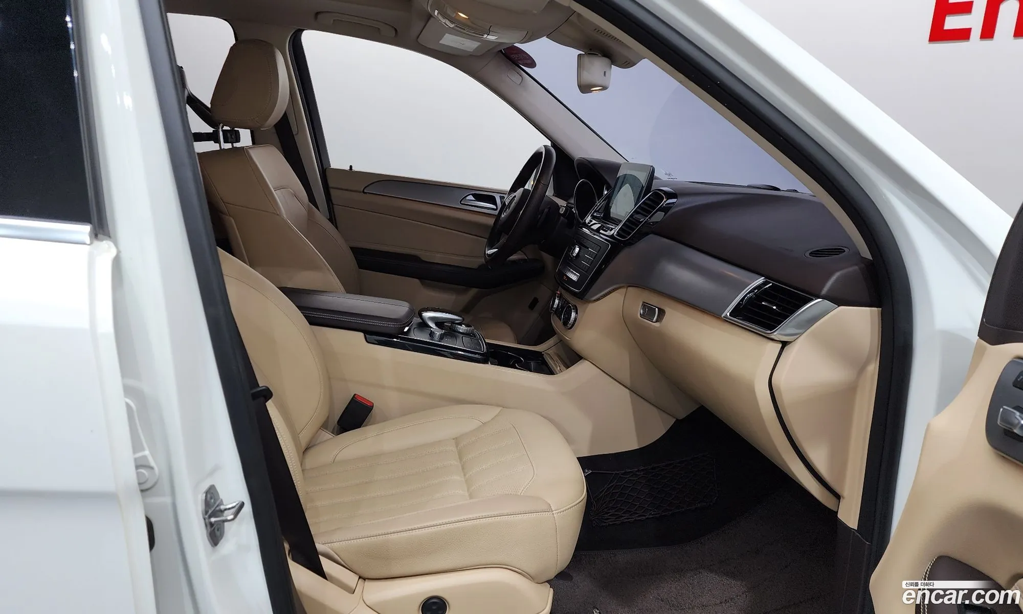 Mercedes-Benz GLE-Class W166 2018 — 33