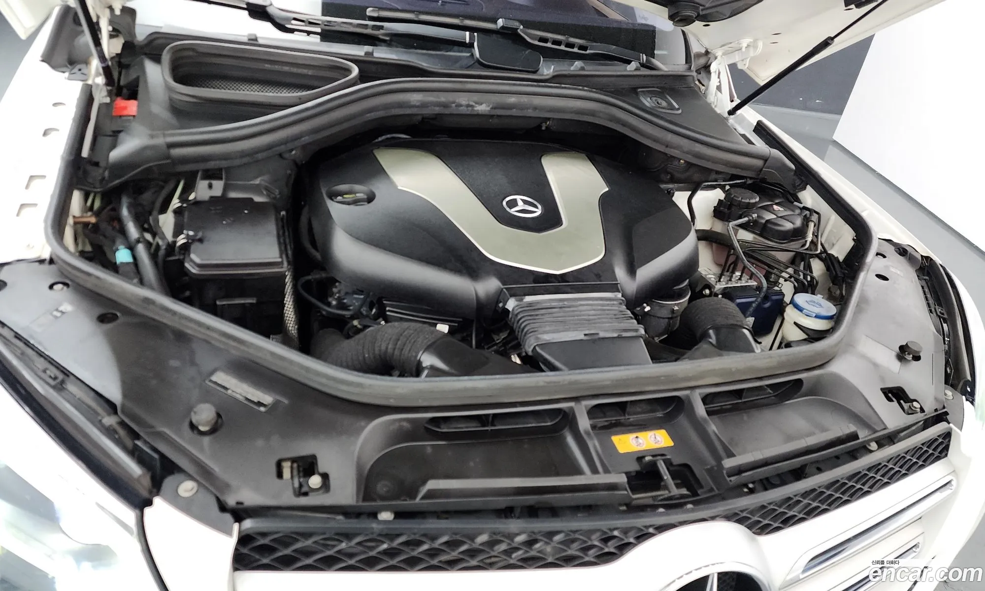 Mercedes-Benz GLE-Class W166 2018 — 29