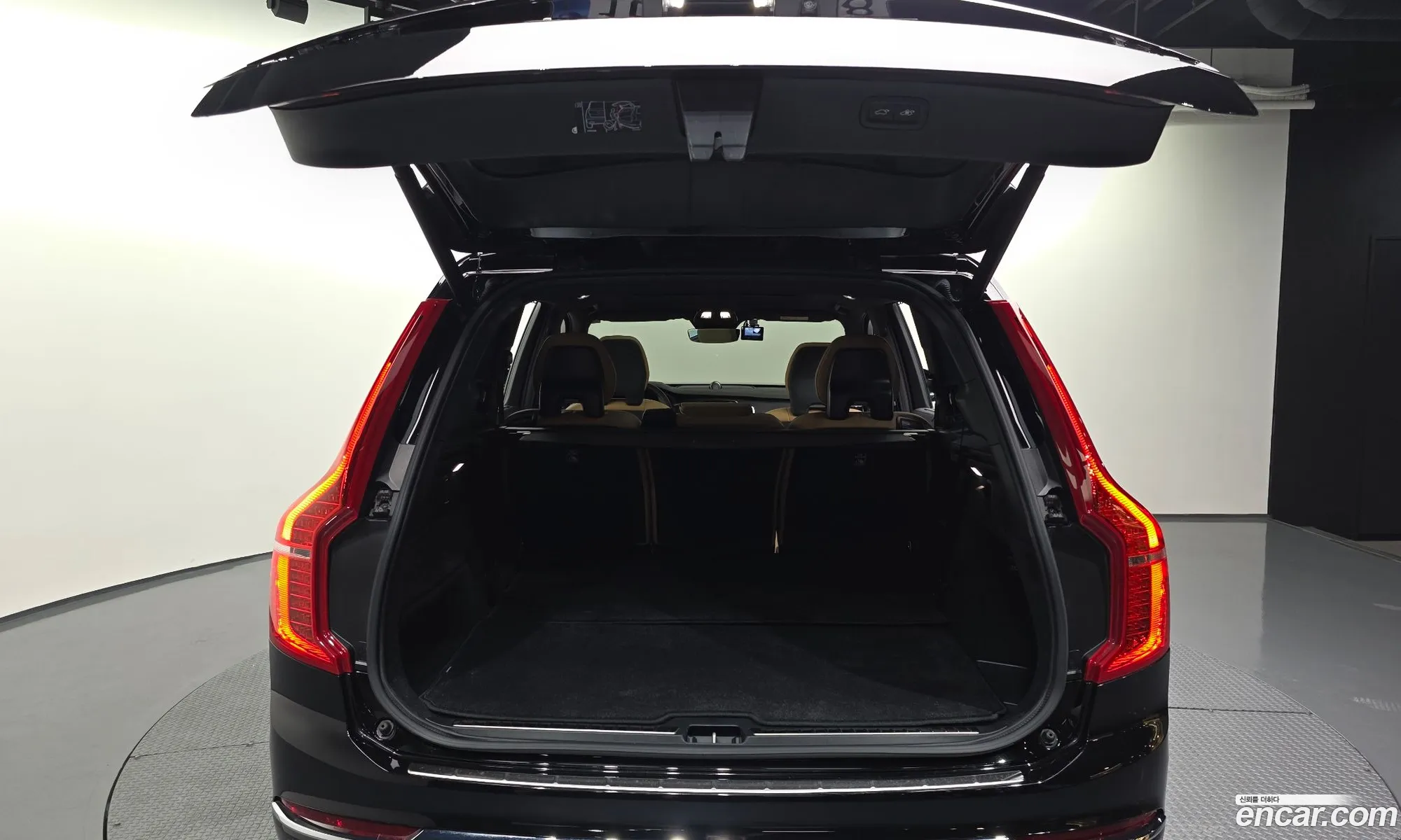 Volvo XC90 2024 YV1LF062XR1251663 — 27