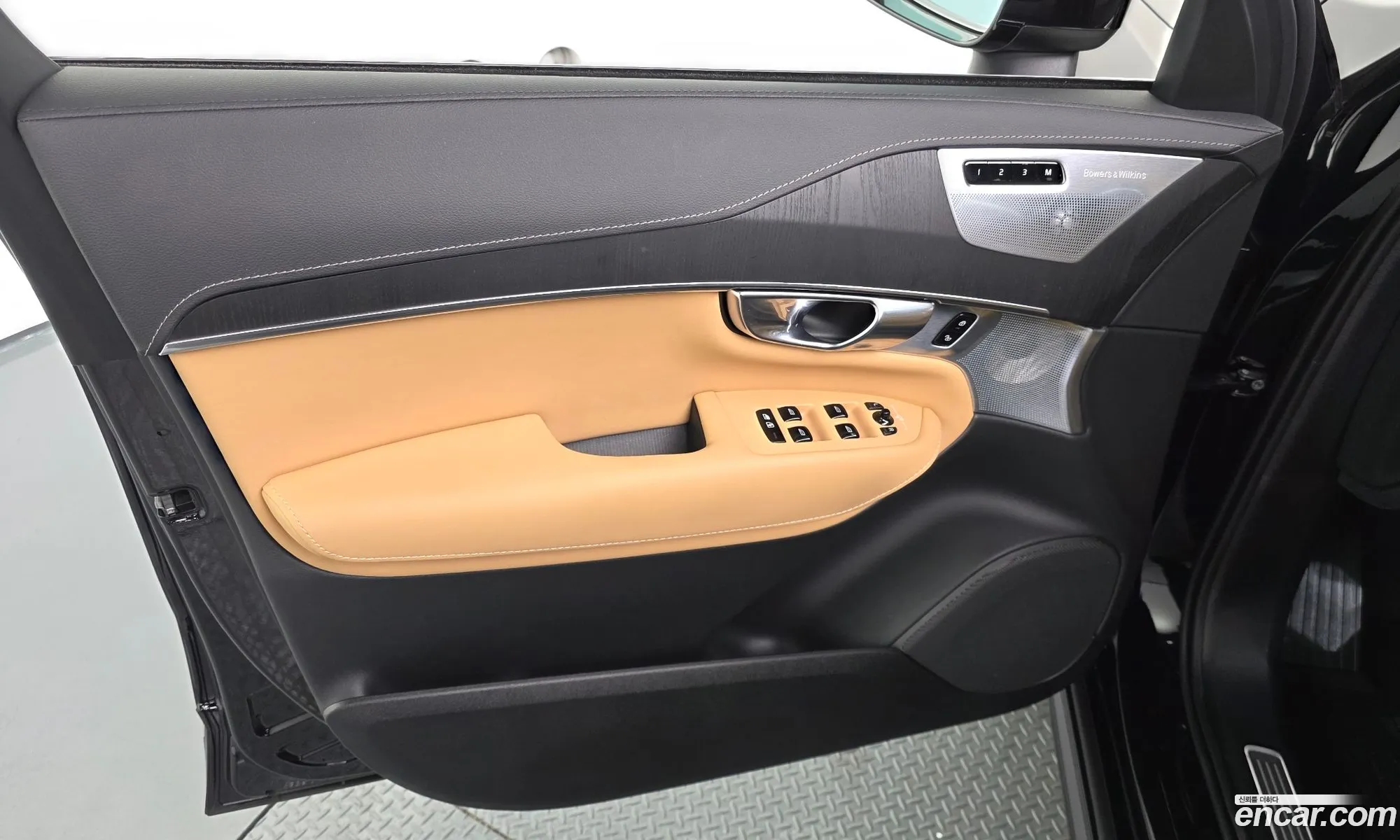 Volvo XC90 2024 YV1LF062XR1251663 — 15