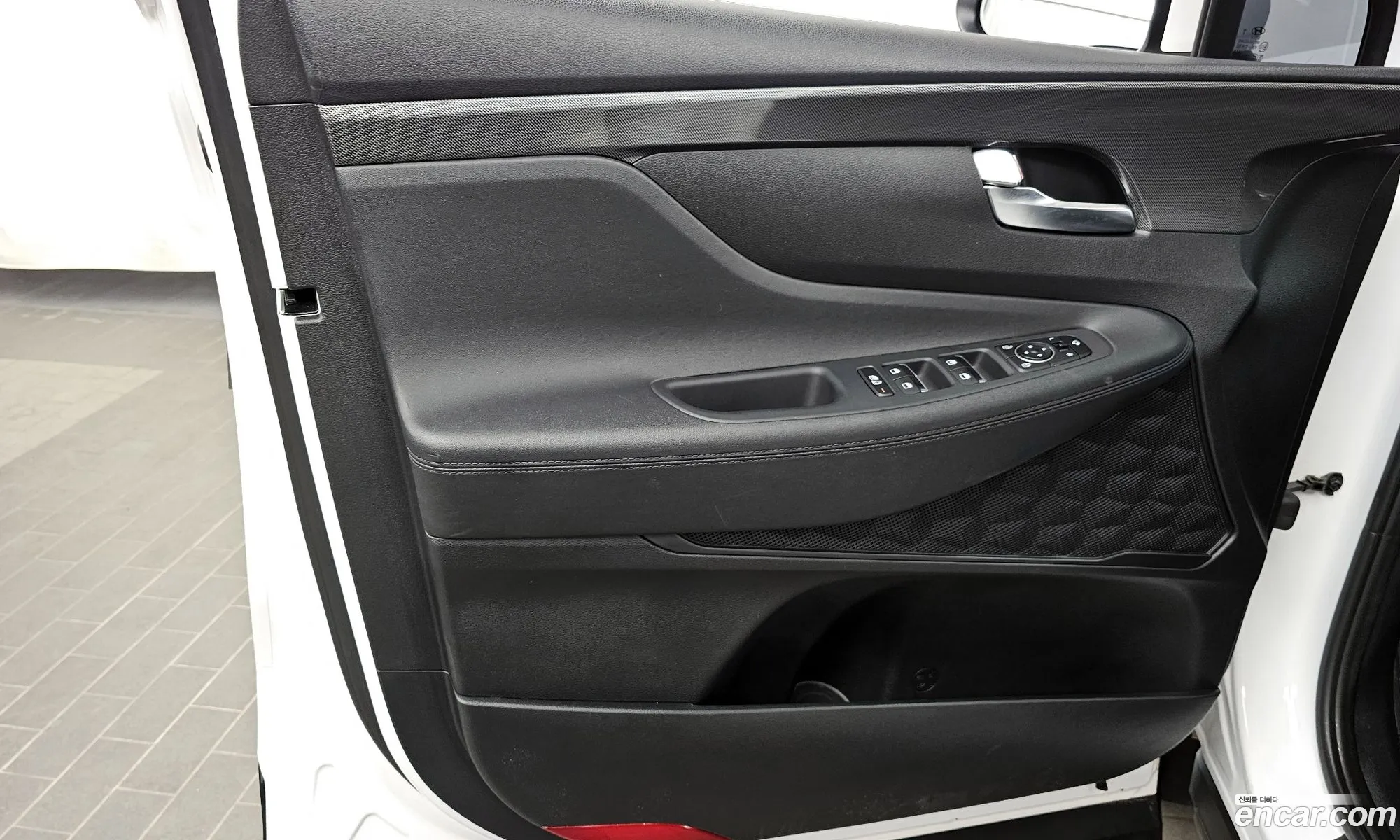 Hyundai Santa Fe 2023 — 26