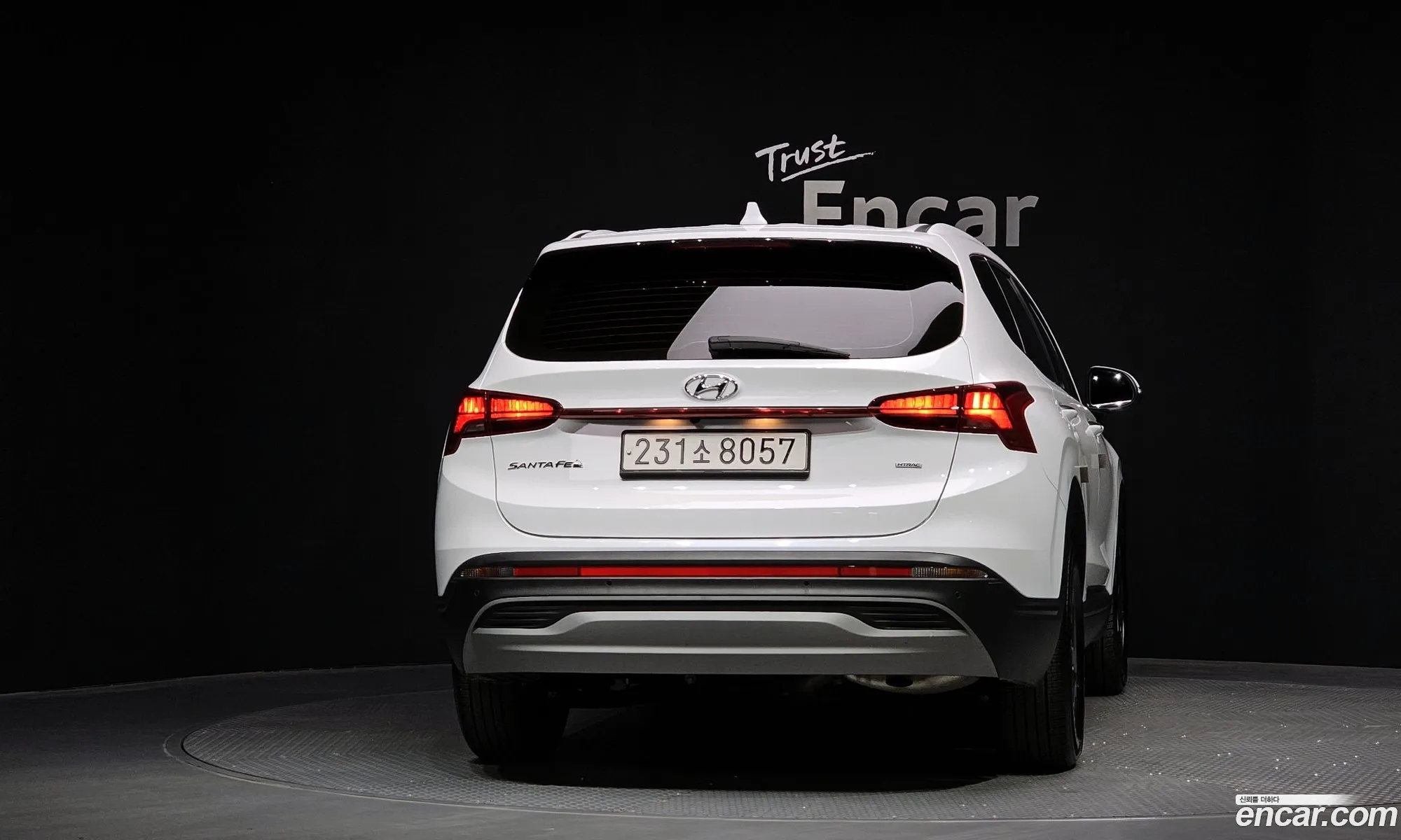Hyundai Santa Fe 2023 — 33