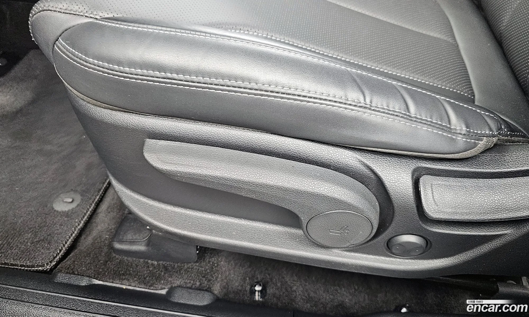 Hyundai Santa Fe 2023 — 34