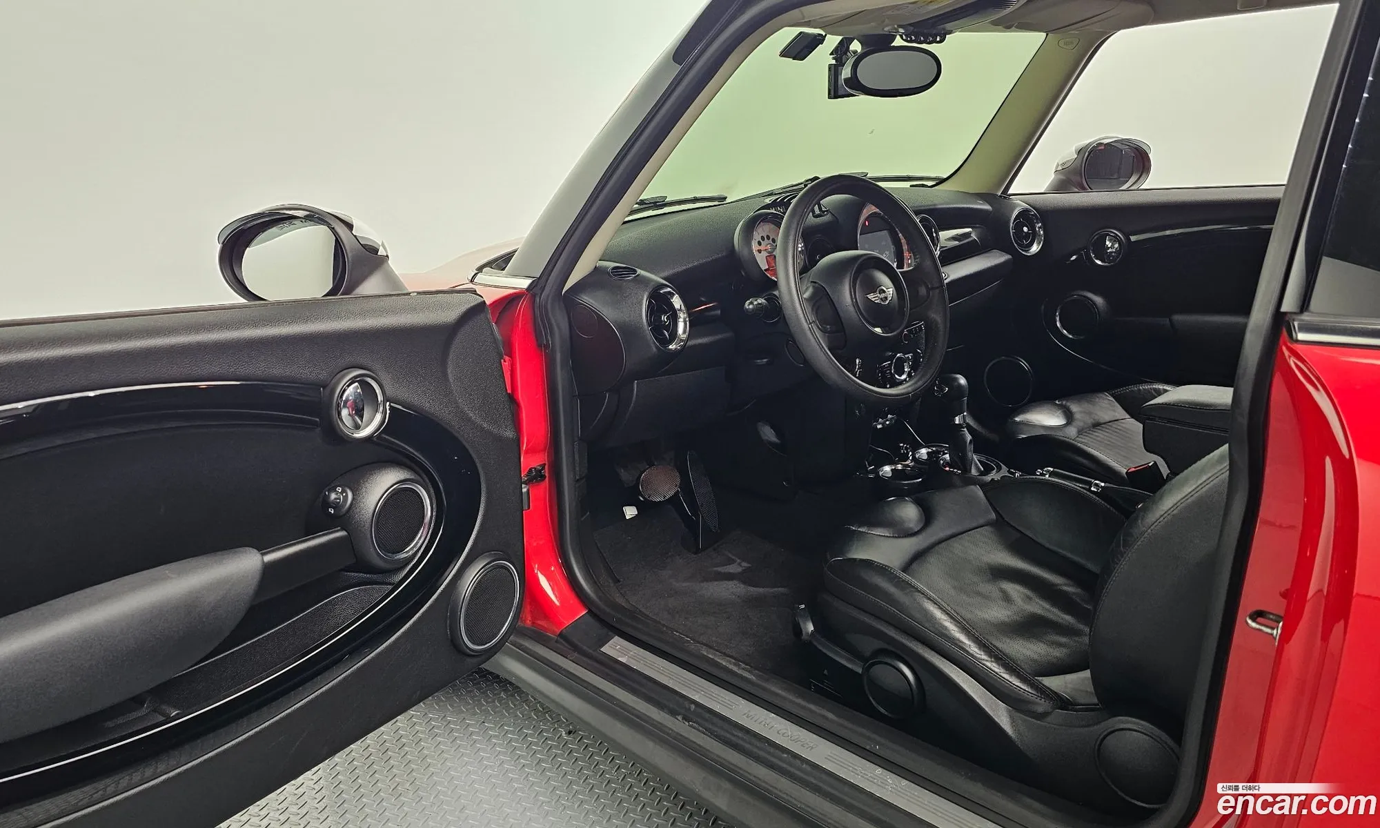 Mini Cooper 2012 WMWSU3106CT446439 — 17