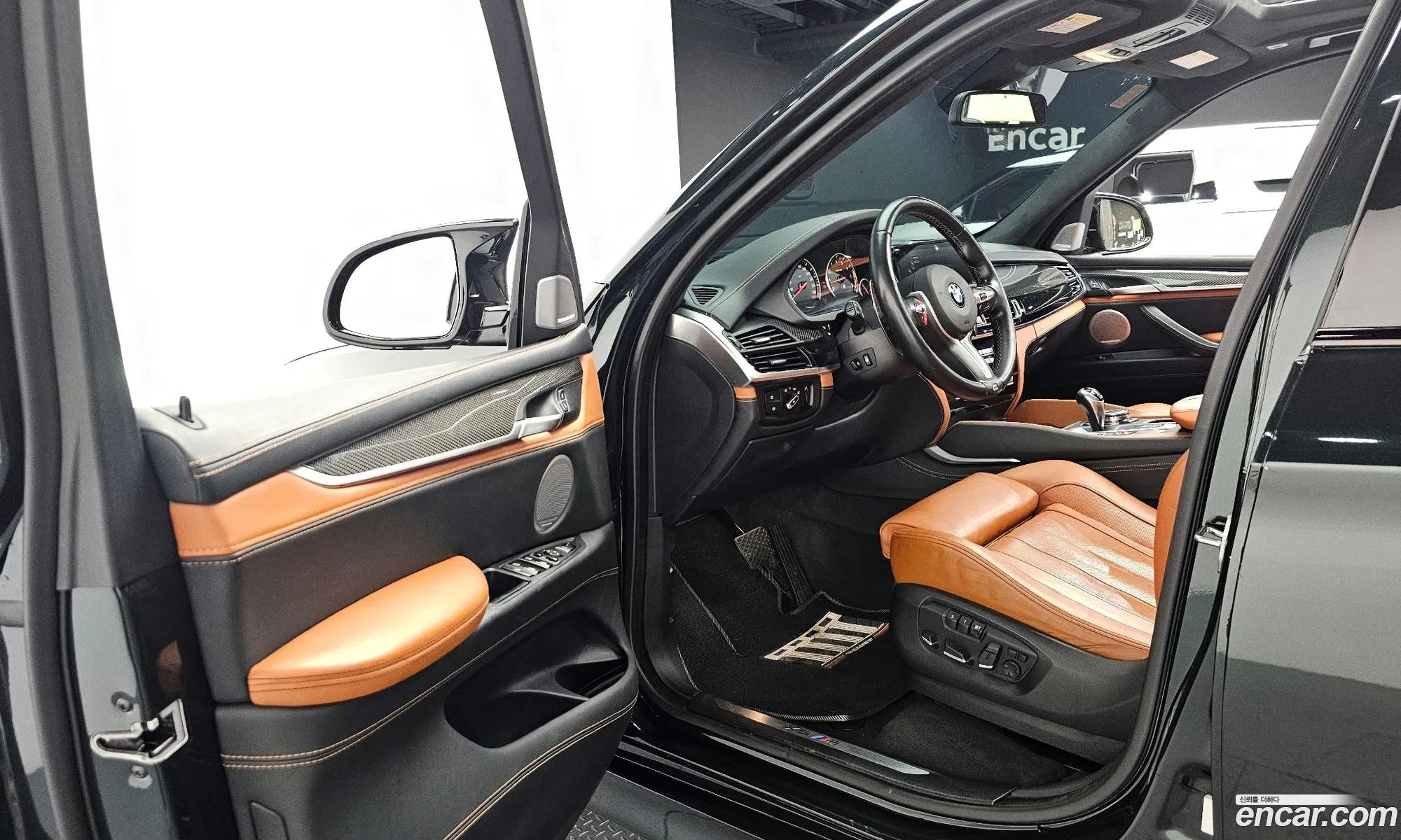 BMW X5 M 2015 WBSKT6101F0C88567 — 18