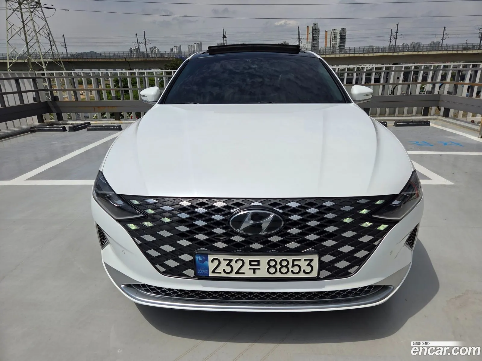 Hyundai Grandeur IG 2019 — 19