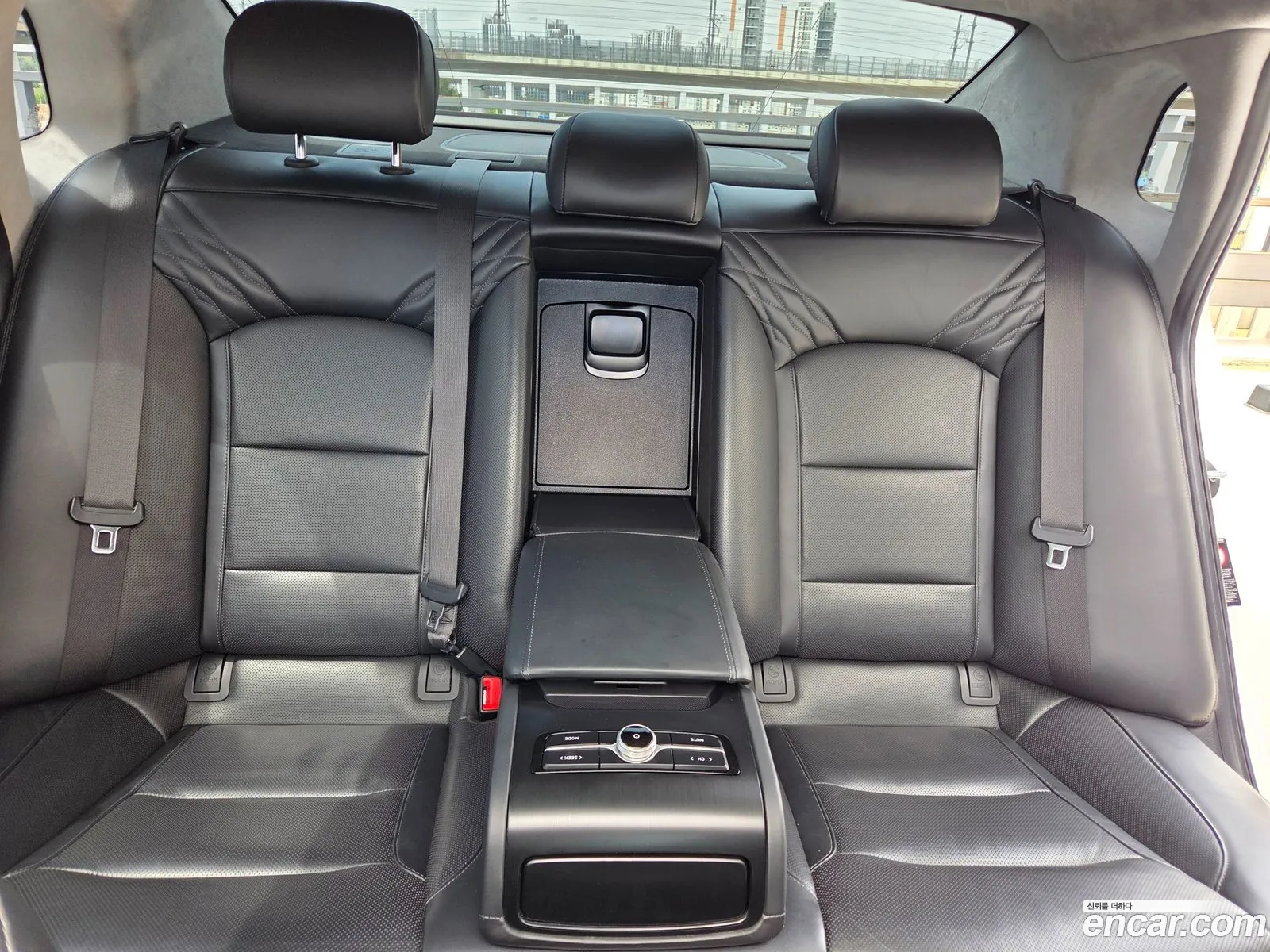 Hyundai Grandeur IG 2019 — 18