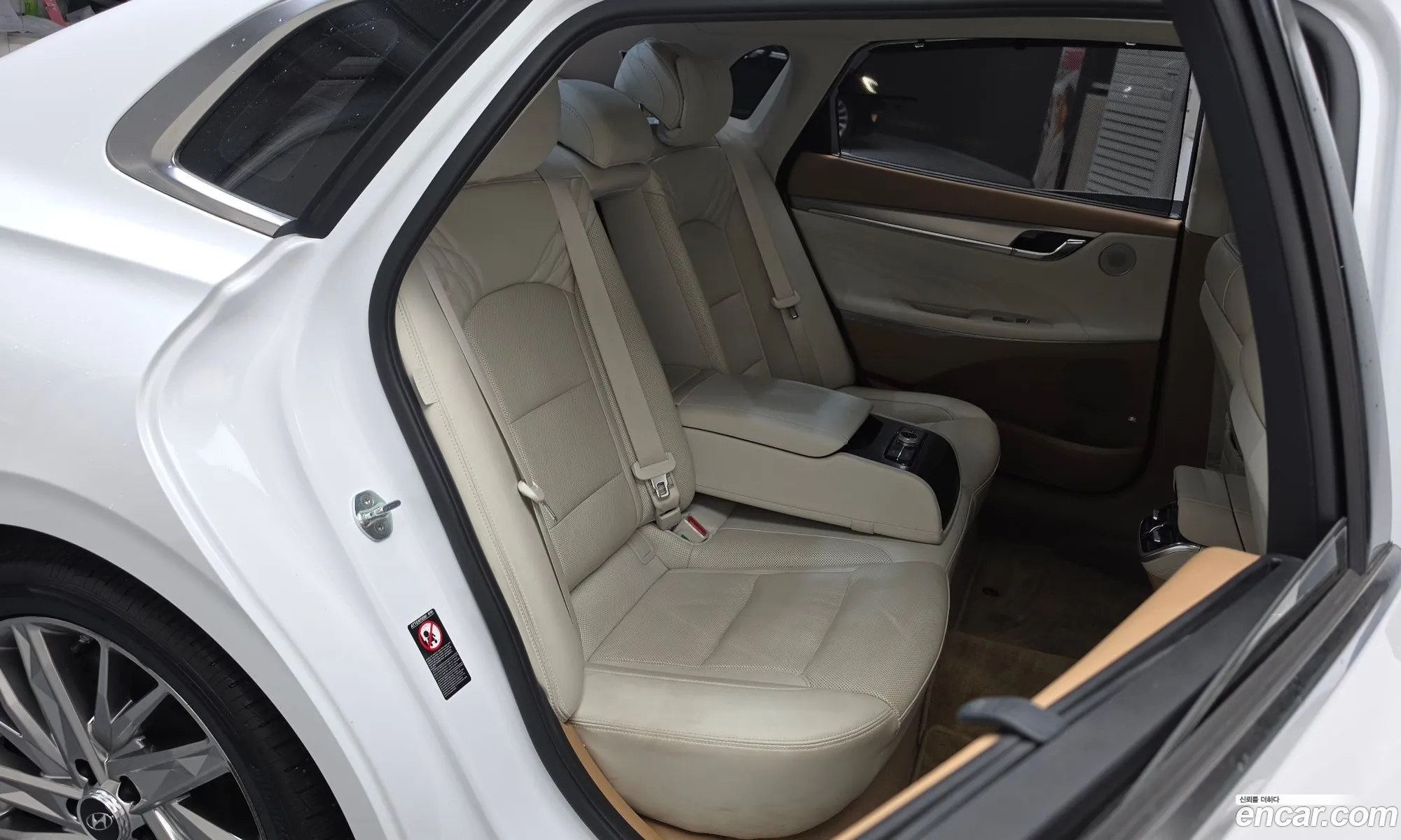 Hyundai Grandeur IG 2021 — 18