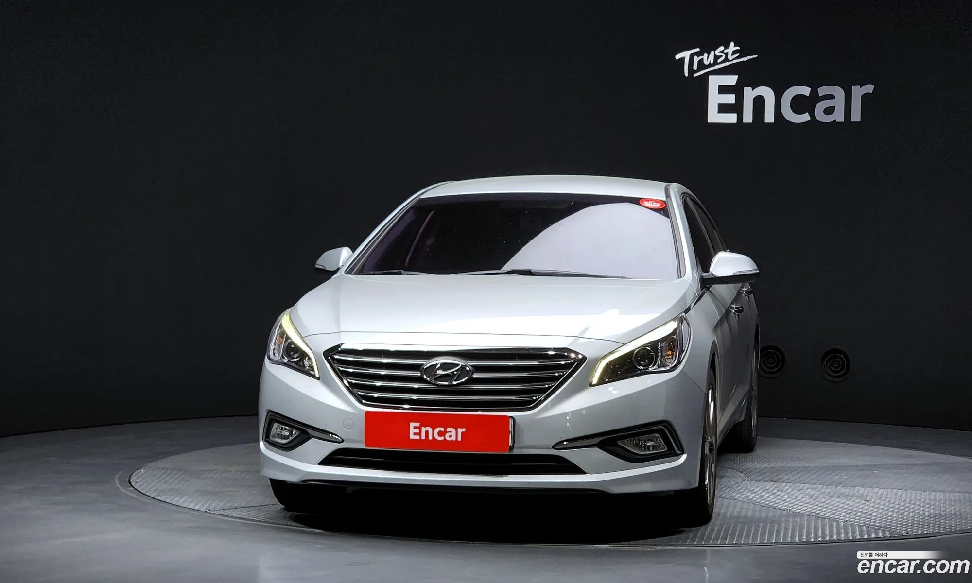Hyundai LF Sonata 2015 — 13