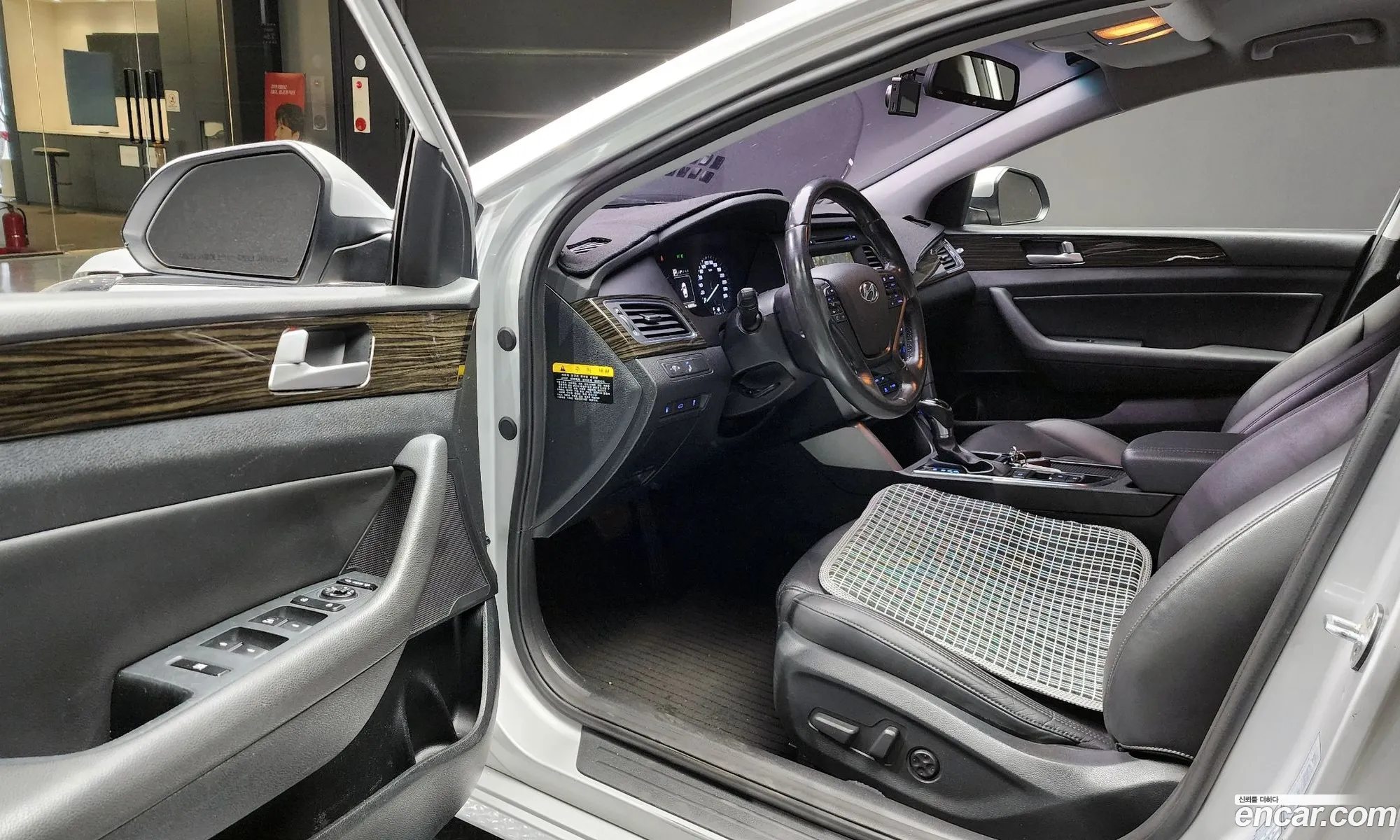 Hyundai LF Sonata 2015 — 3