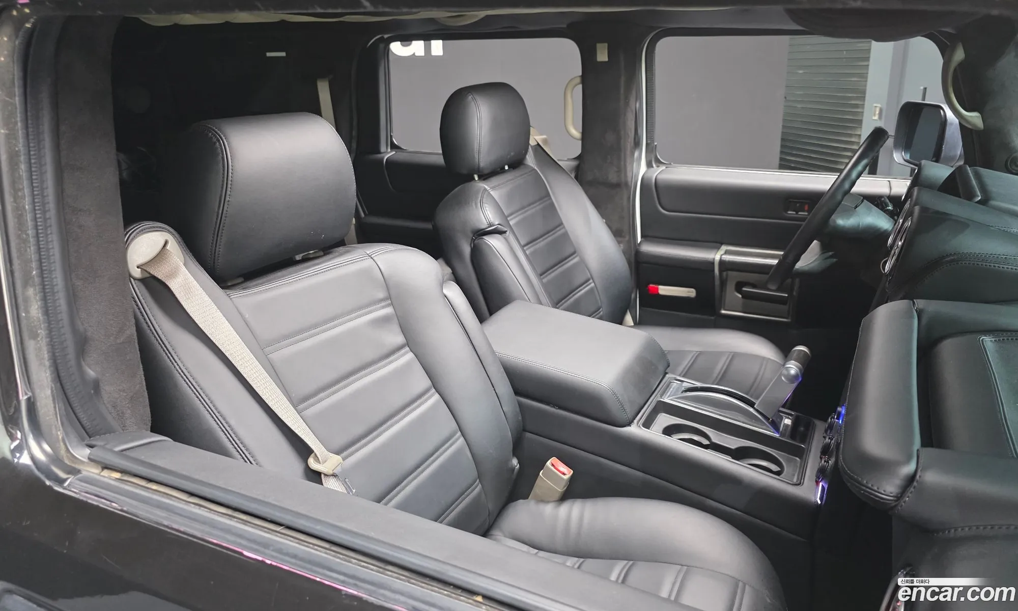Hummer H2 2003 5GRGN23U53H144691 — 20