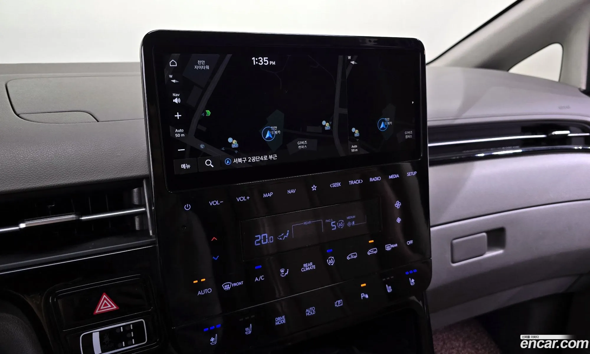 Hyundai Staria 2022 — 7