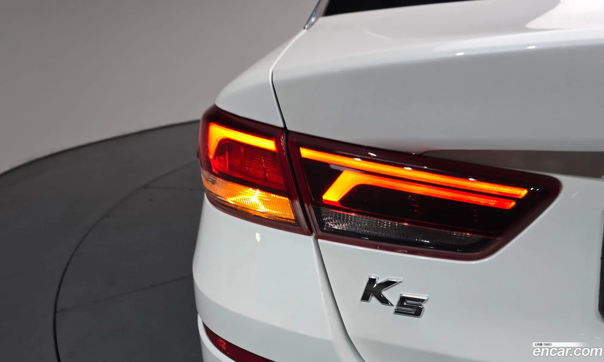 Kia K5 2019 — 12