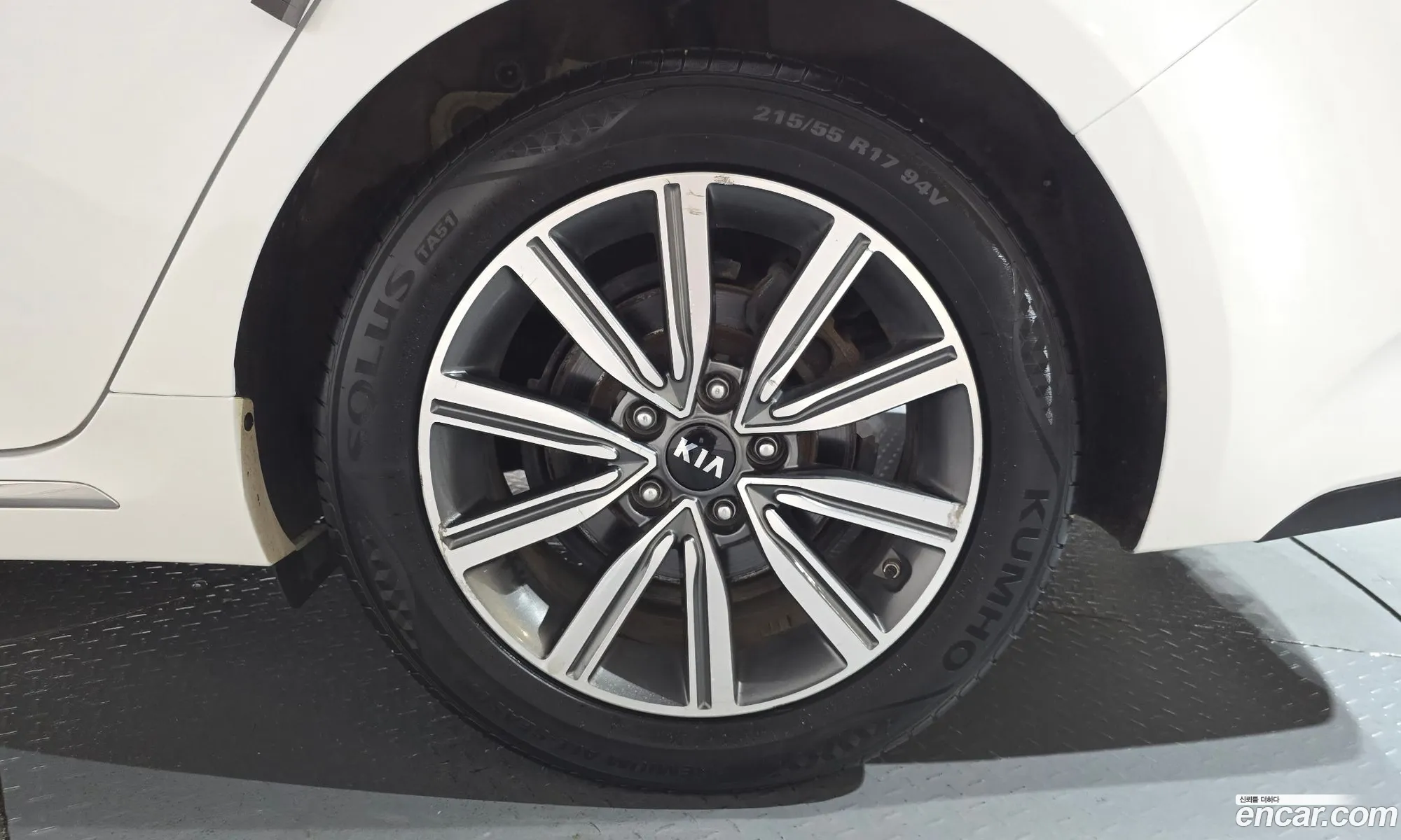 Kia K5 2019 — 10