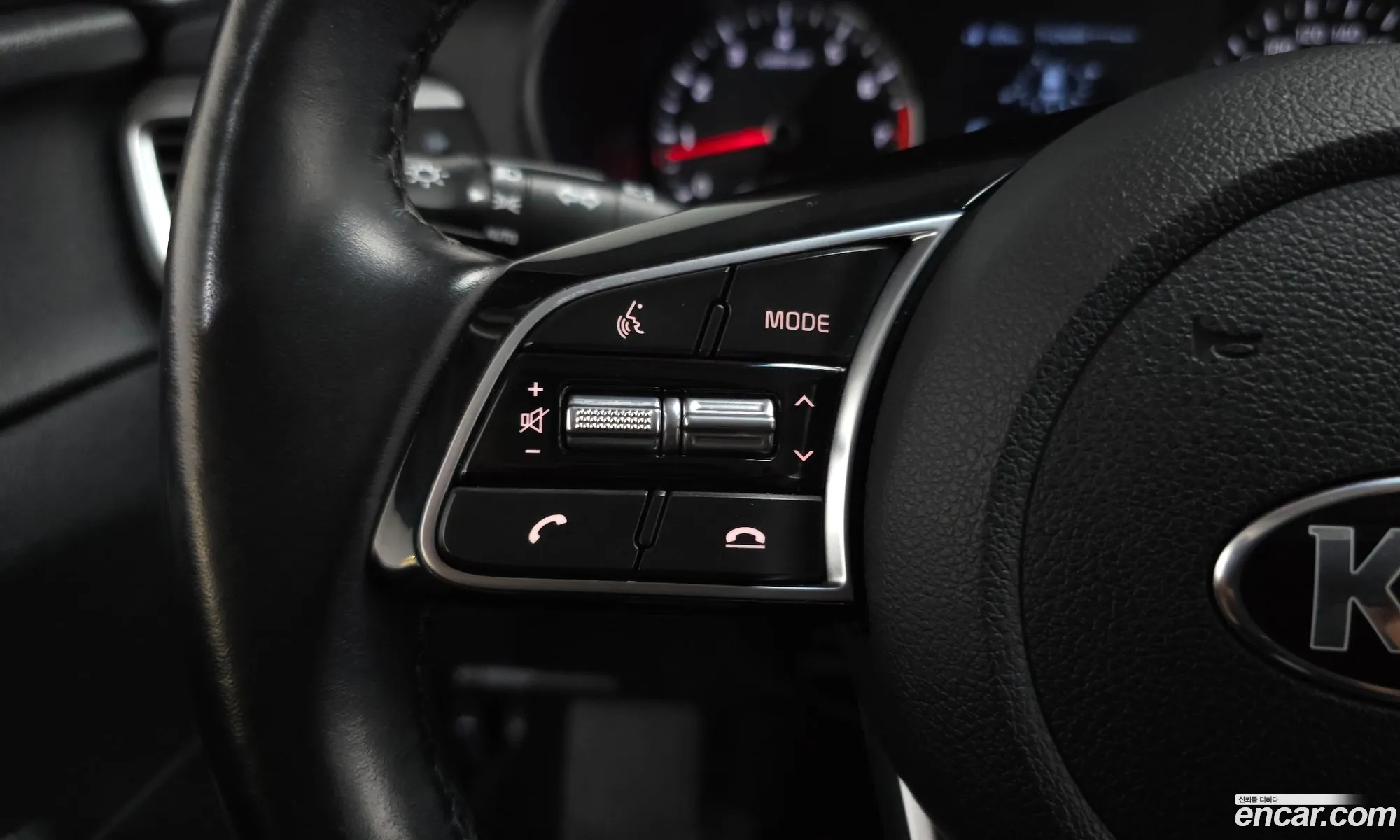 Kia K5 2019 — 30