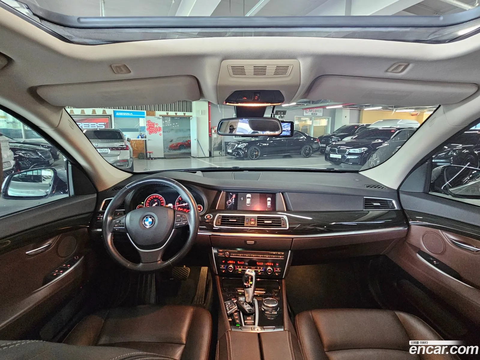 BMW 5 Series GT 2017 — 10
