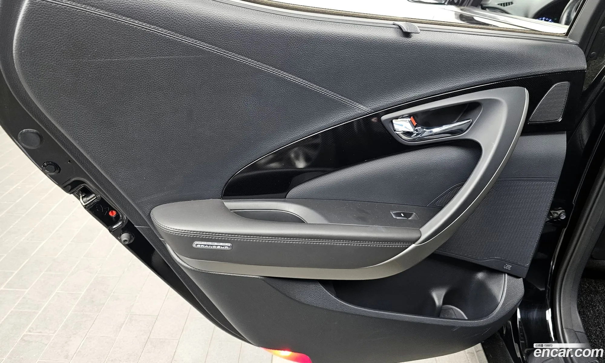 Hyundai Grandeur HG 2015 — 13