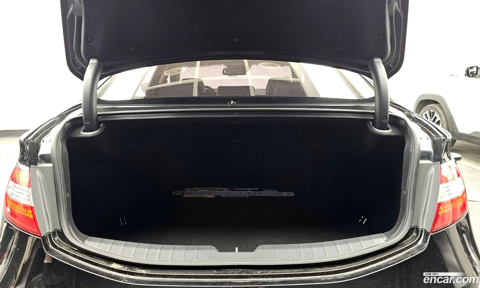Hyundai Grandeur HG 2015 — 31