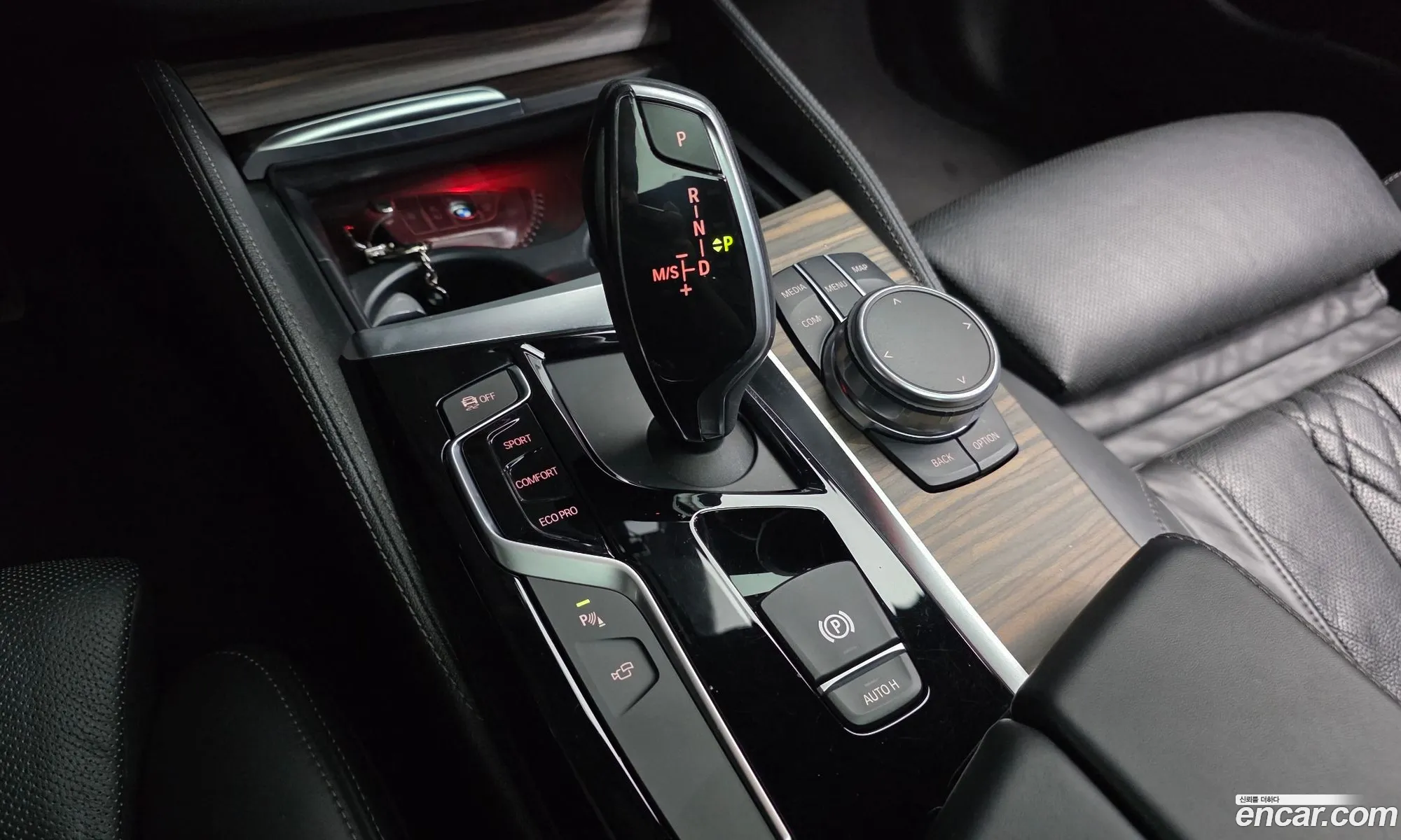BMW 5 Series 2018 — 8