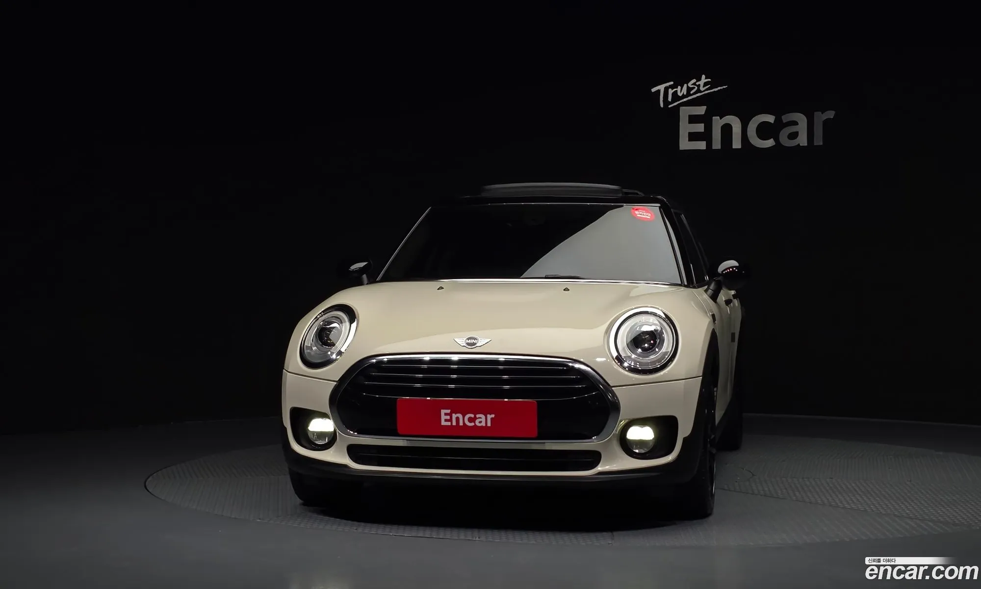 Mini Cooper Clubman 2018 — 12