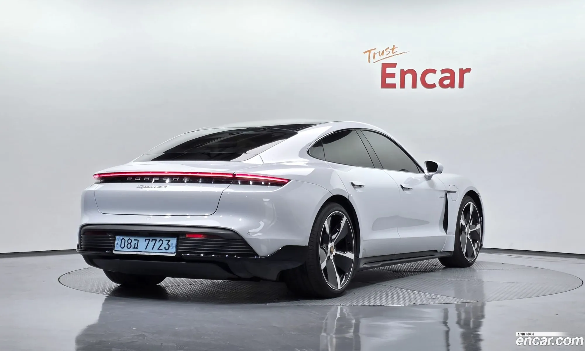 Porsche Taycan 2021 WP0AB2Y19MSA41117 — 19