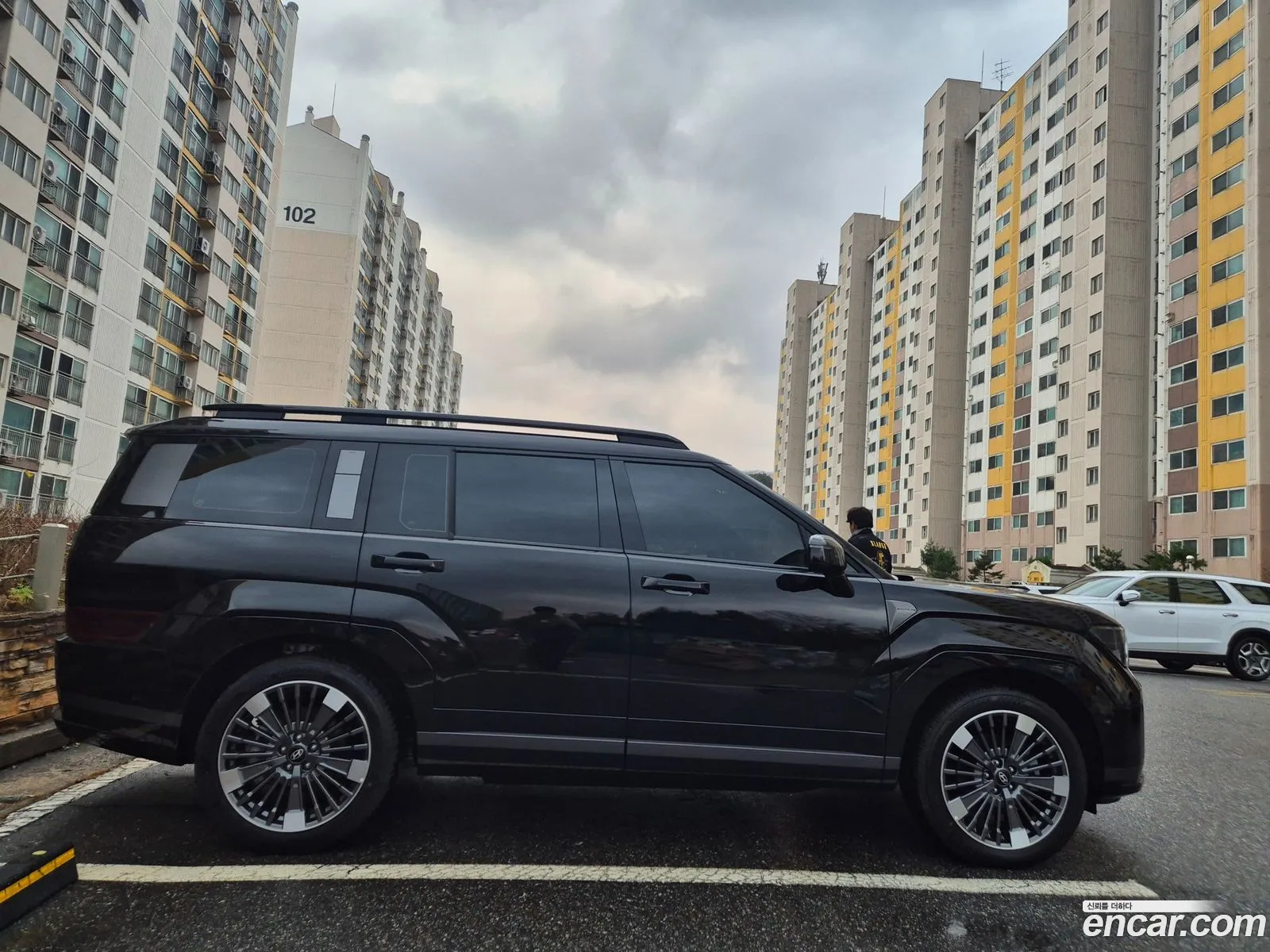 Hyundai Santa Fe 2025 — 4