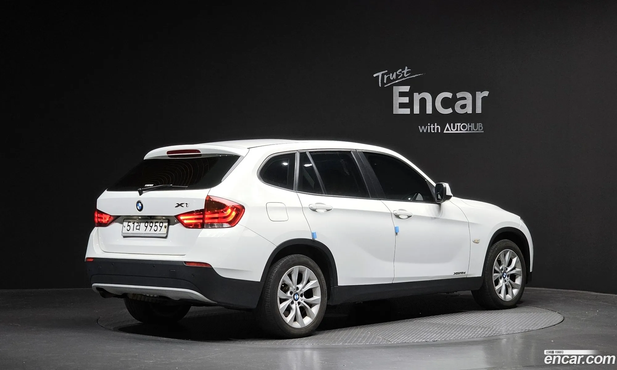 BMW X1 2012 WBAVP1101CVR74676 — 10