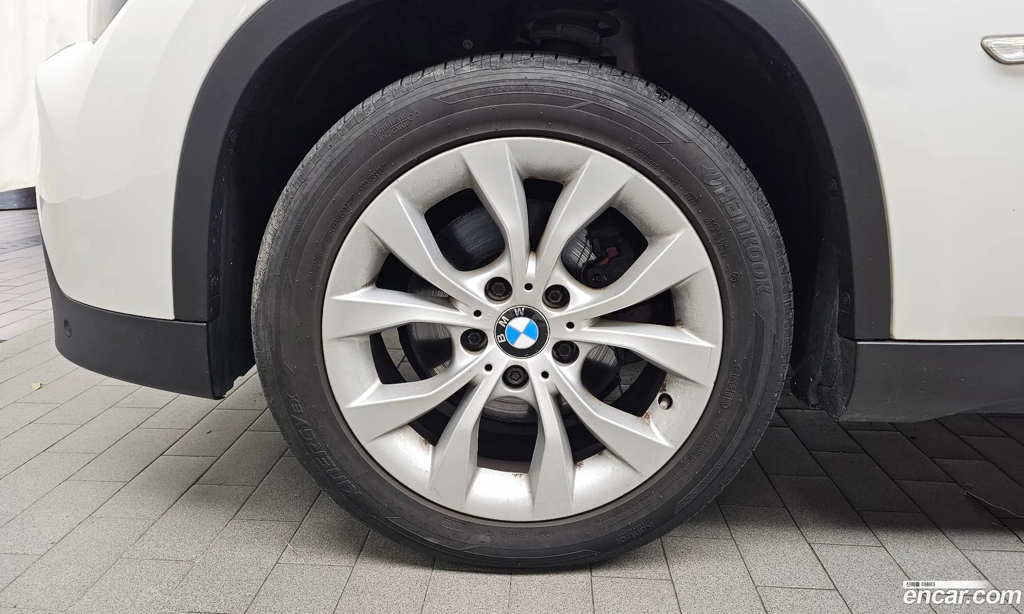 BMW X1 2012 WBAVP1101CVR74676 — 5