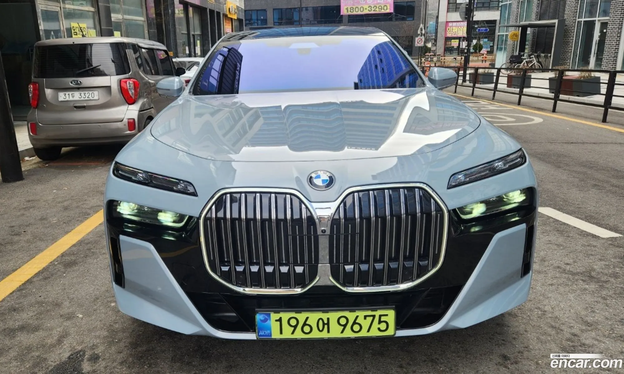 BMW 7 Series 2025 — 16