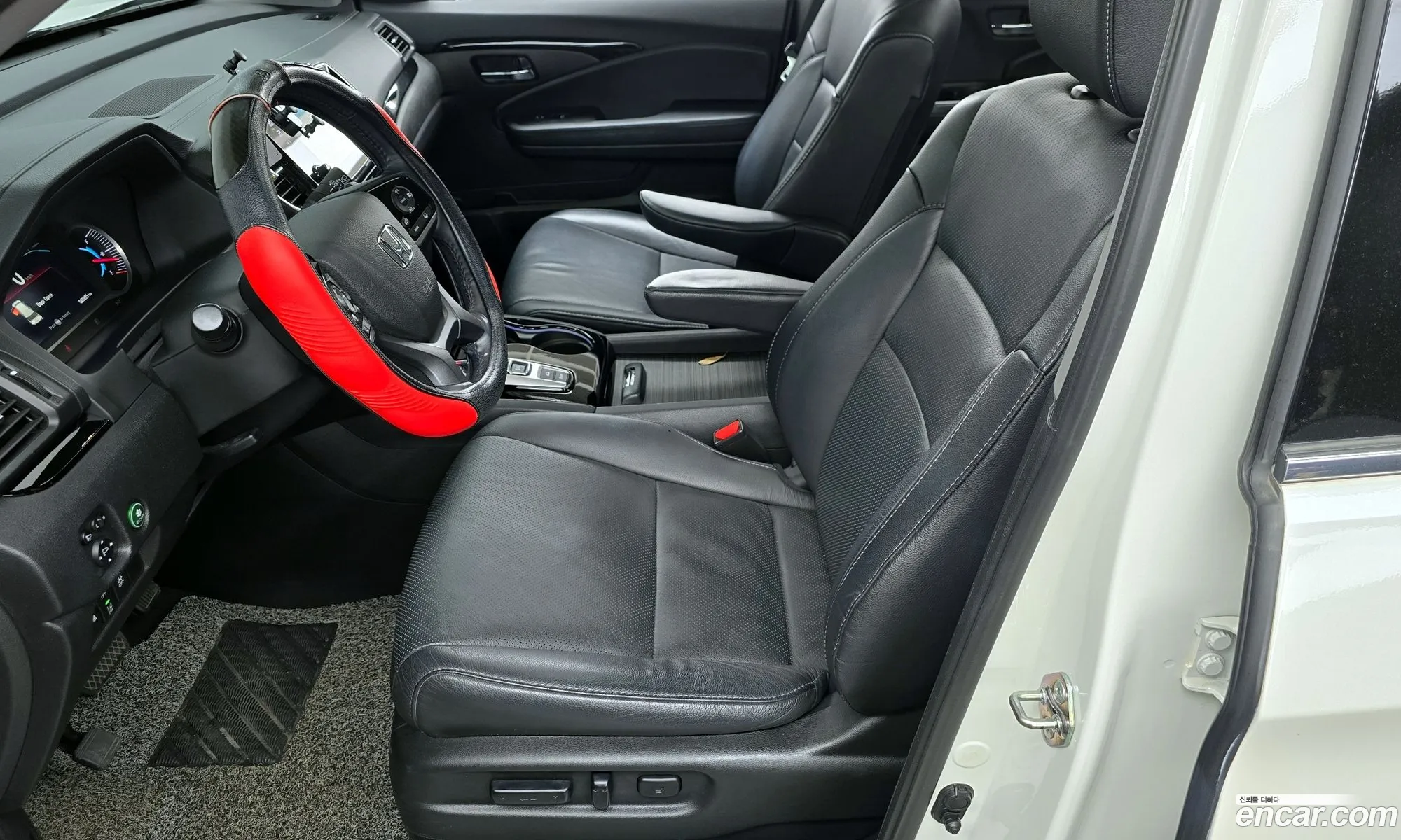 Honda Pilot 2019 5FNYF6800KB200533 — 10
