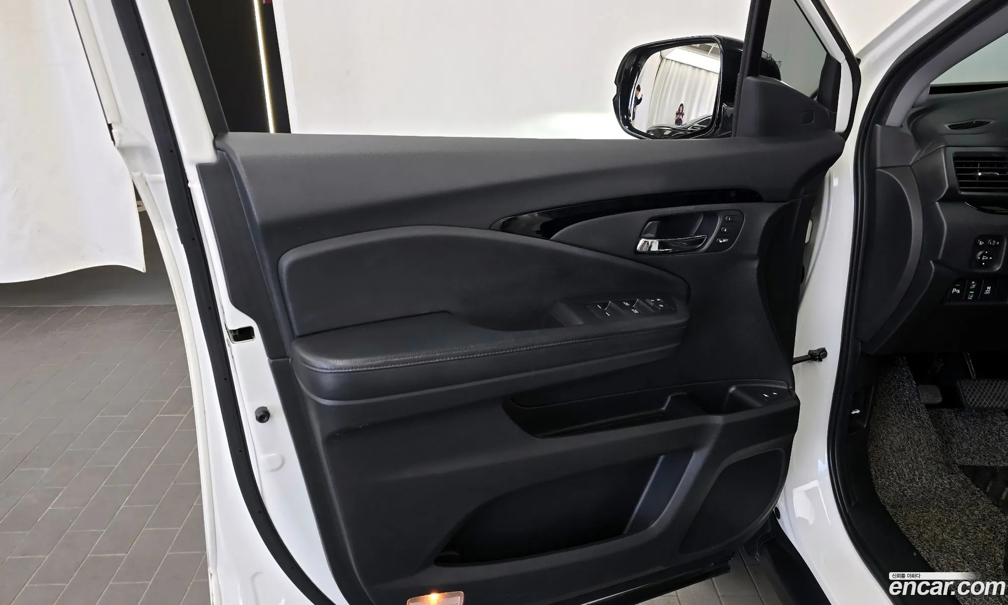 Honda Pilot 2019 5FNYF6800KB200533 — 2