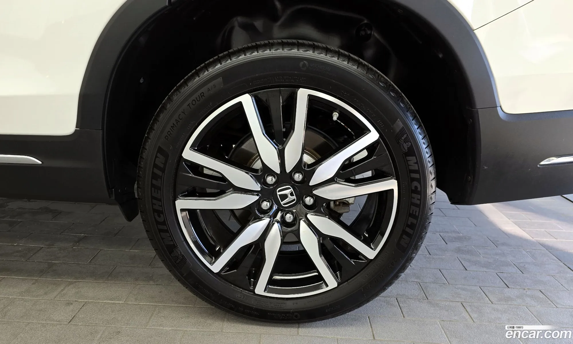 Honda Pilot 2019 5FNYF6800KB200533 — 11