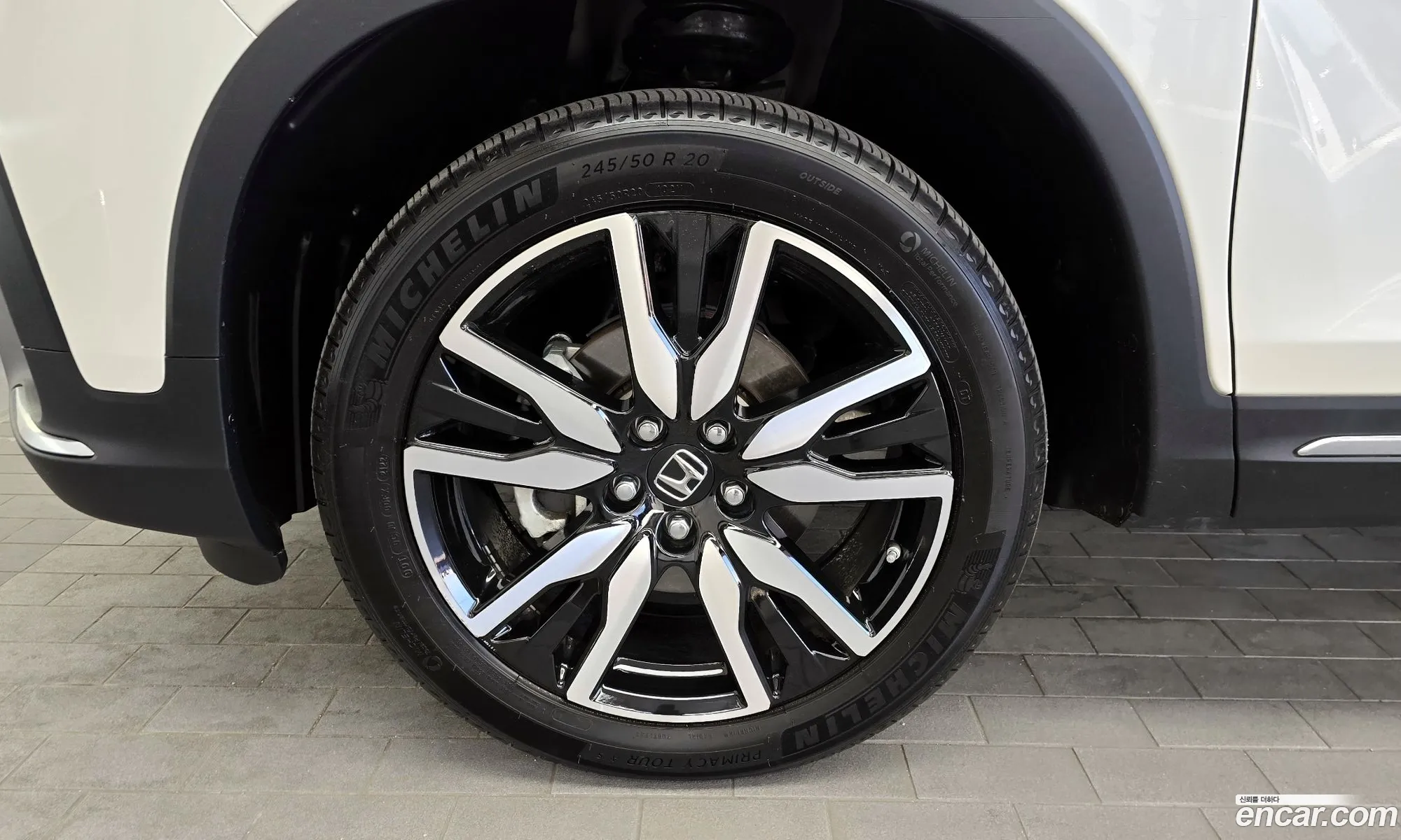 Honda Pilot 2019 5FNYF6800KB200533 — 17