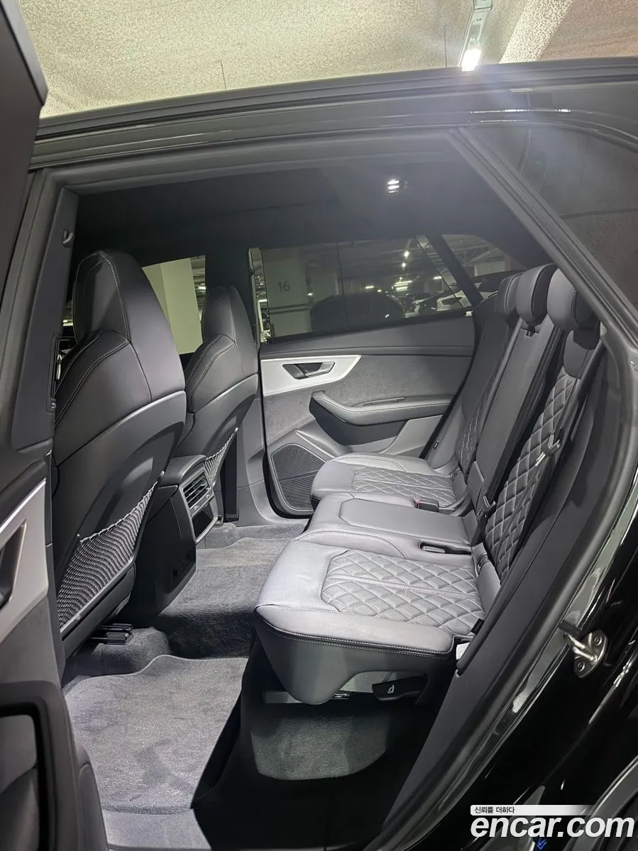 Audi Q8 2026 — 16