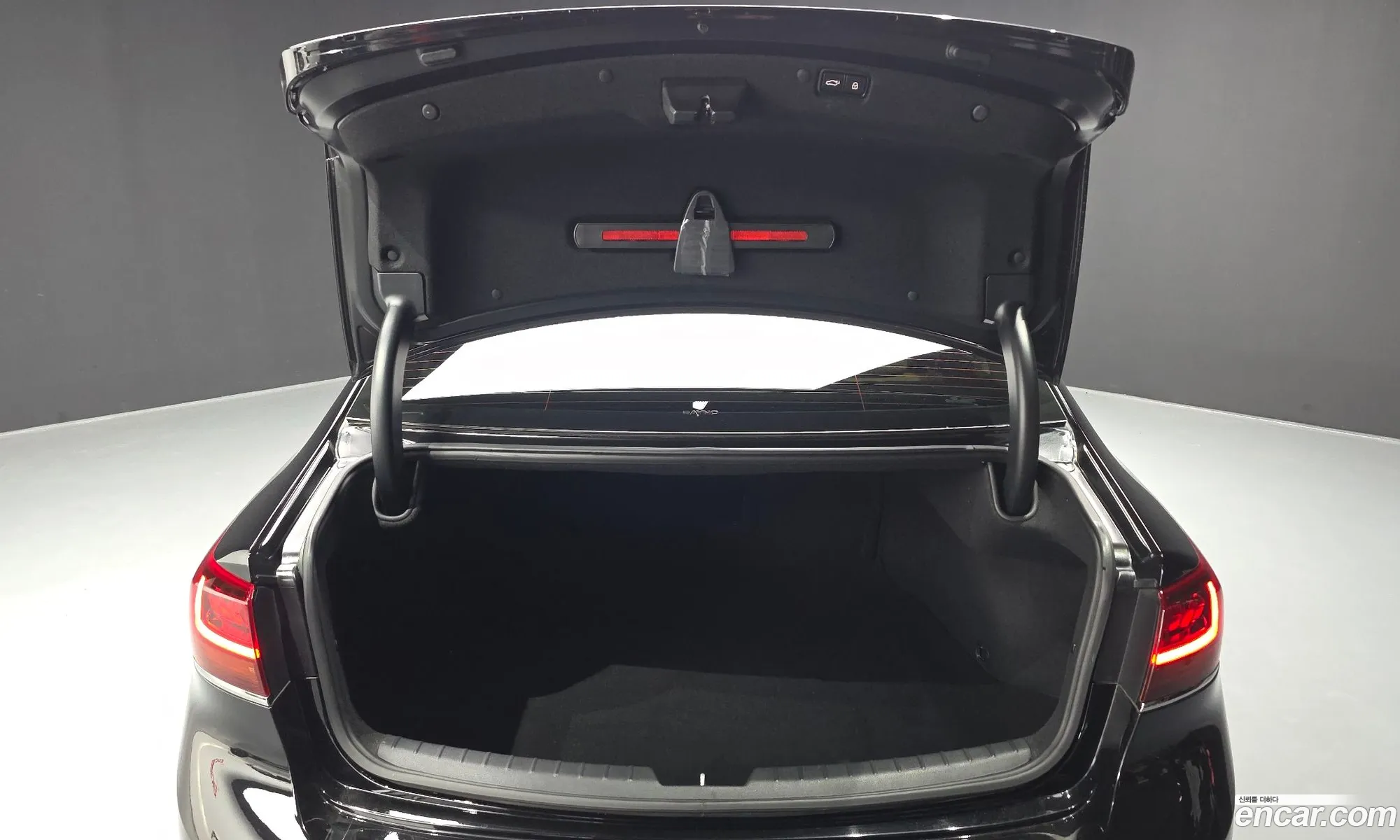 Kia K7 Premier 2019 — 11