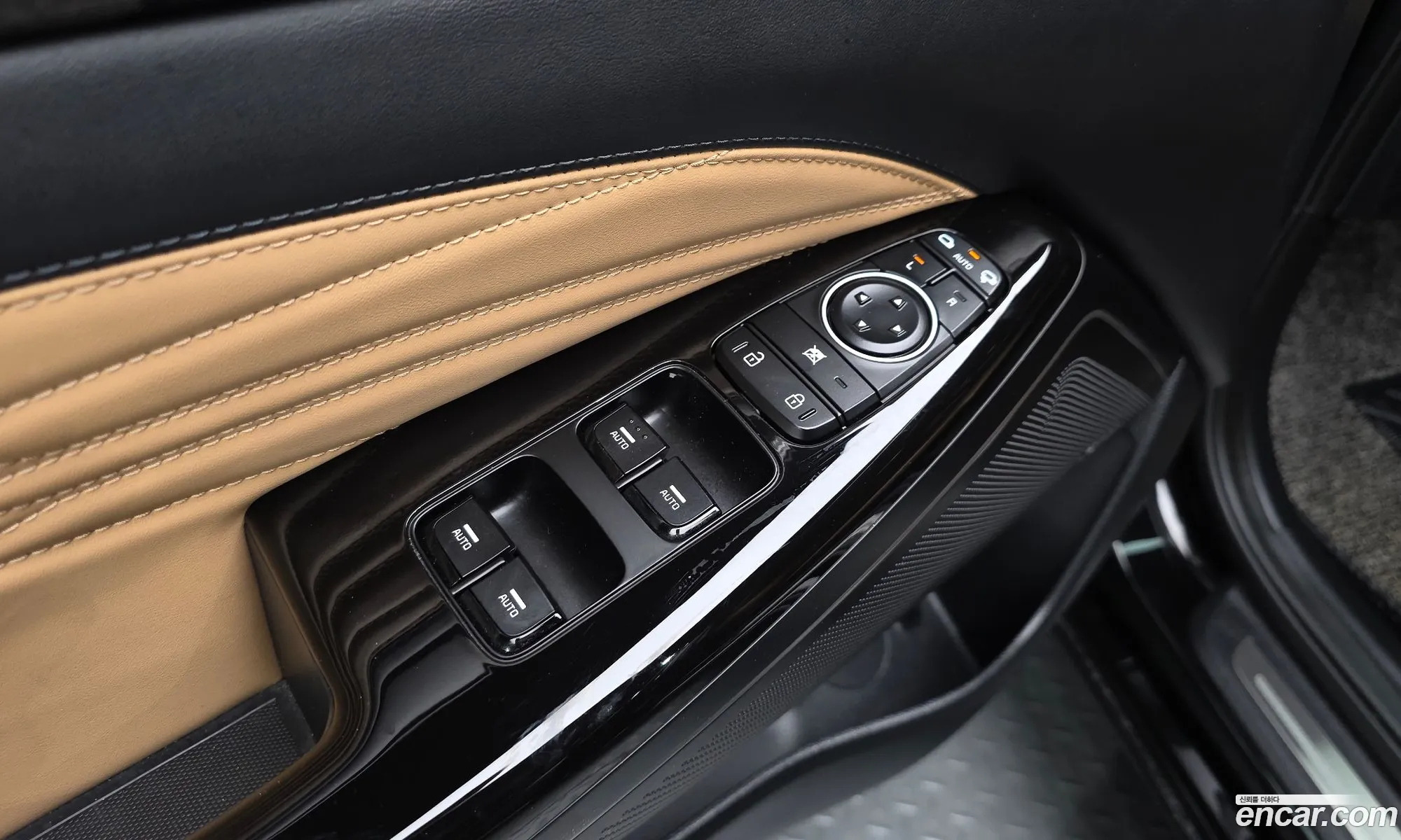 Kia K7 Premier 2019 — 23