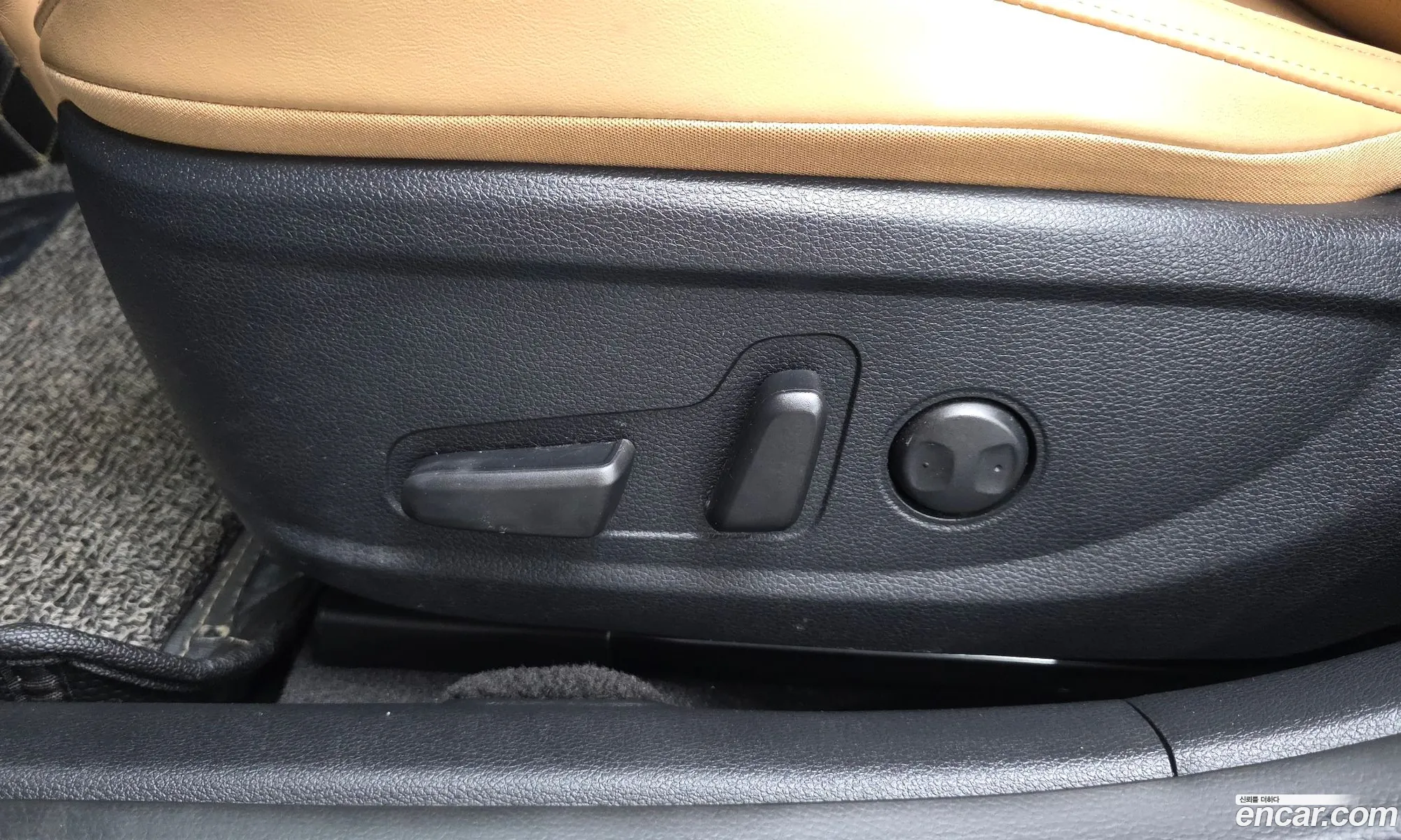 Kia K7 Premier 2019 — 24