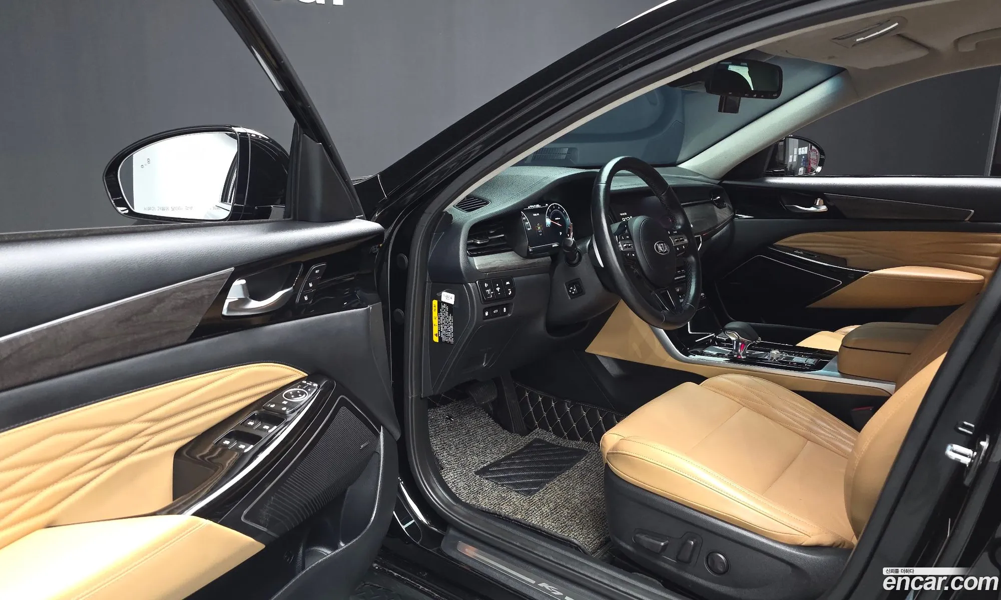 Kia K7 Premier 2019 — 16