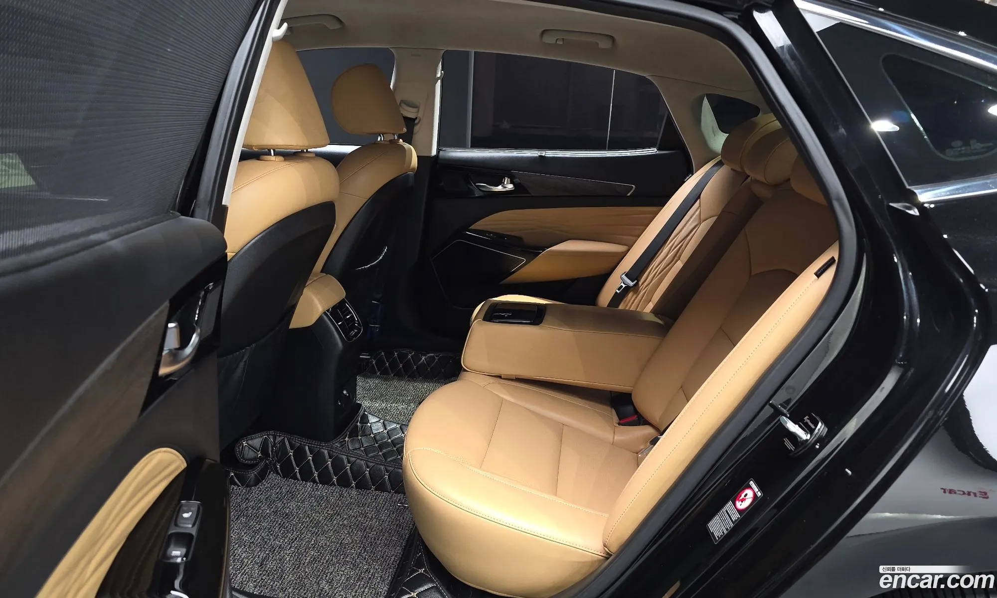 Kia K7 Premier 2019 — 25
