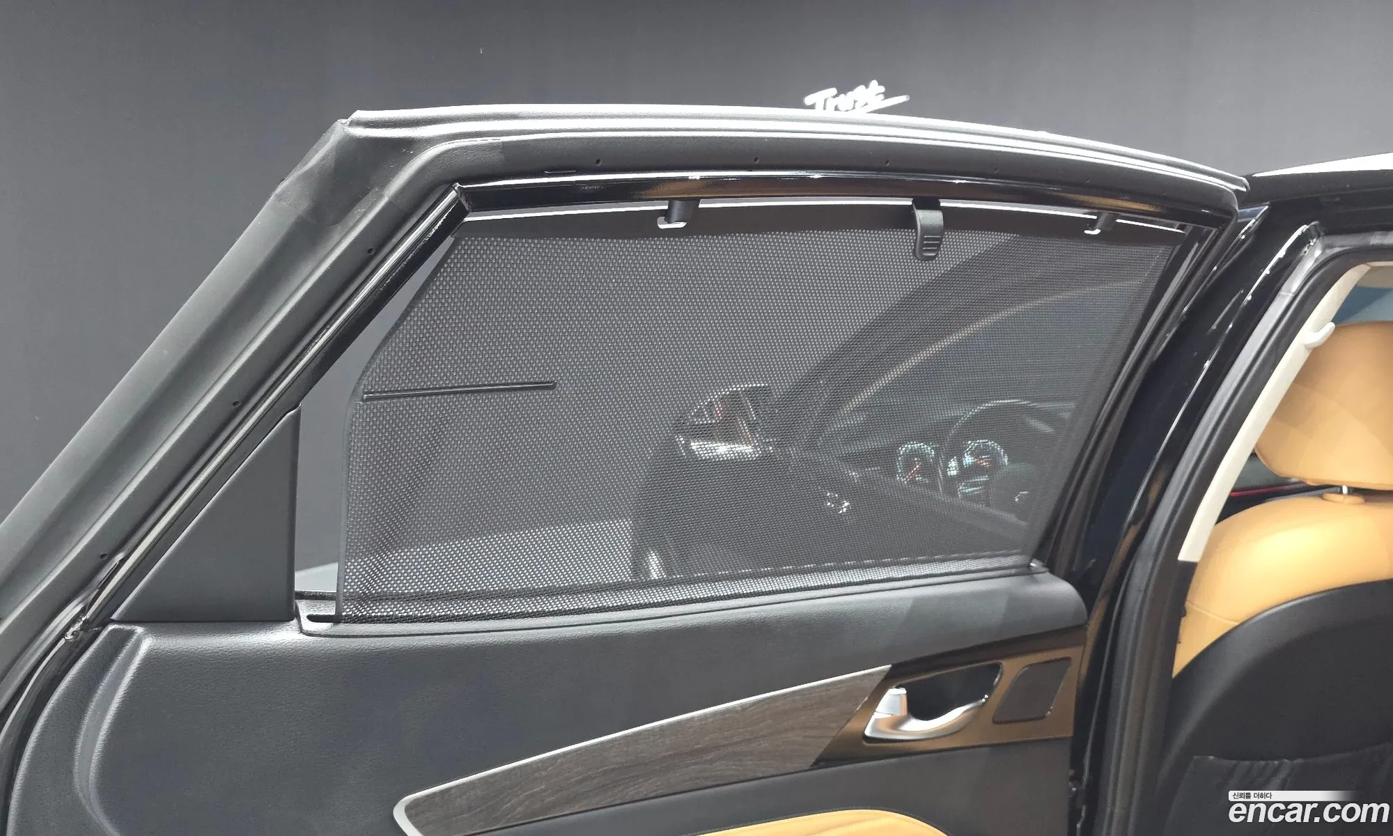 Kia K7 Premier 2019 — 17