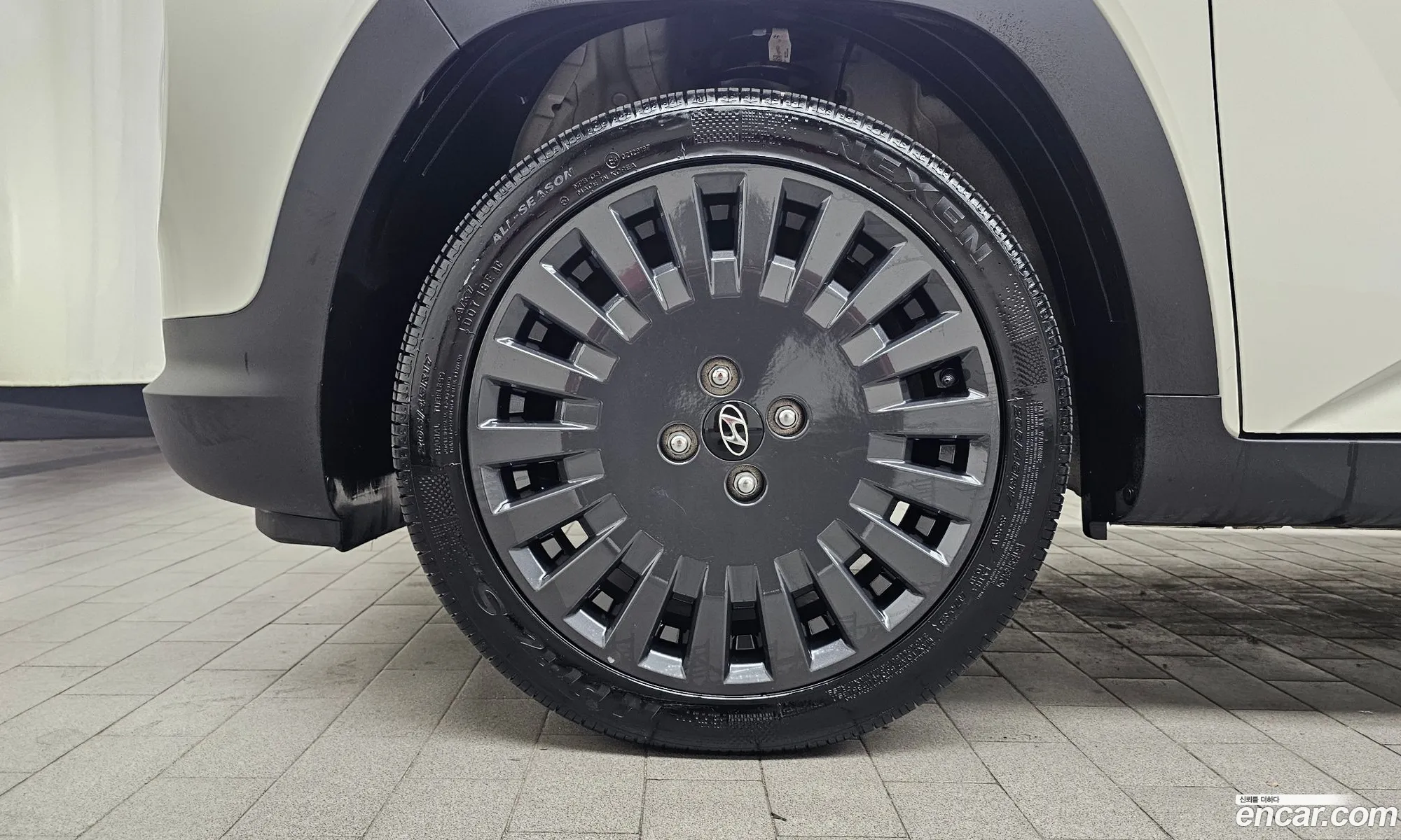 Hyundai Casper 2022 — 17
